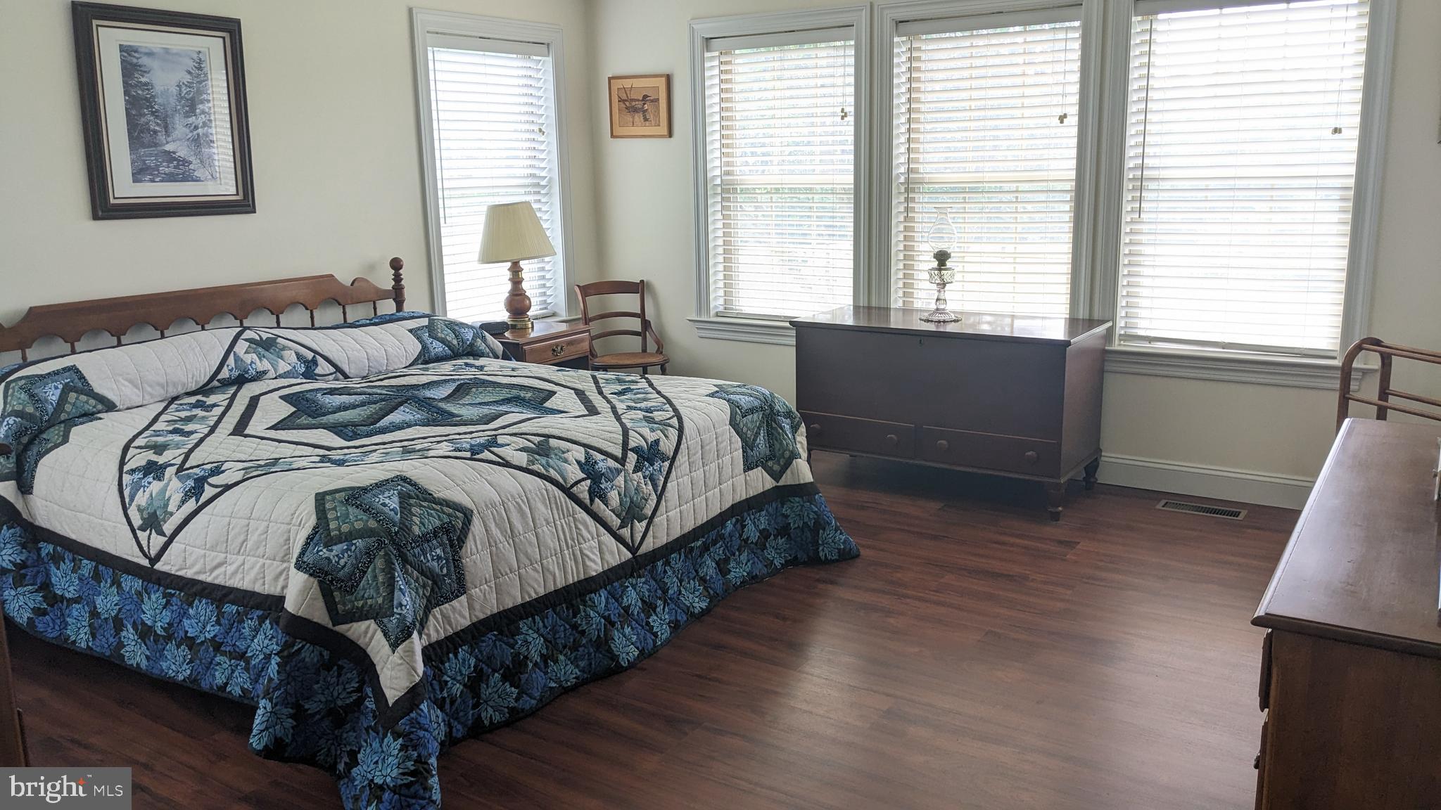 NEFF COUNTRY ESTATES - Residential