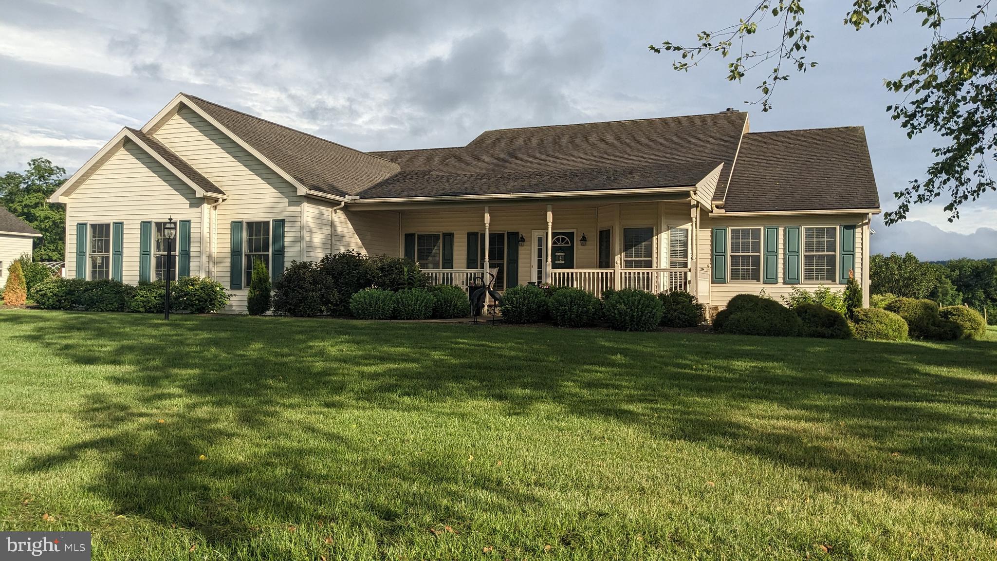 NEFF COUNTRY ESTATES - Residential