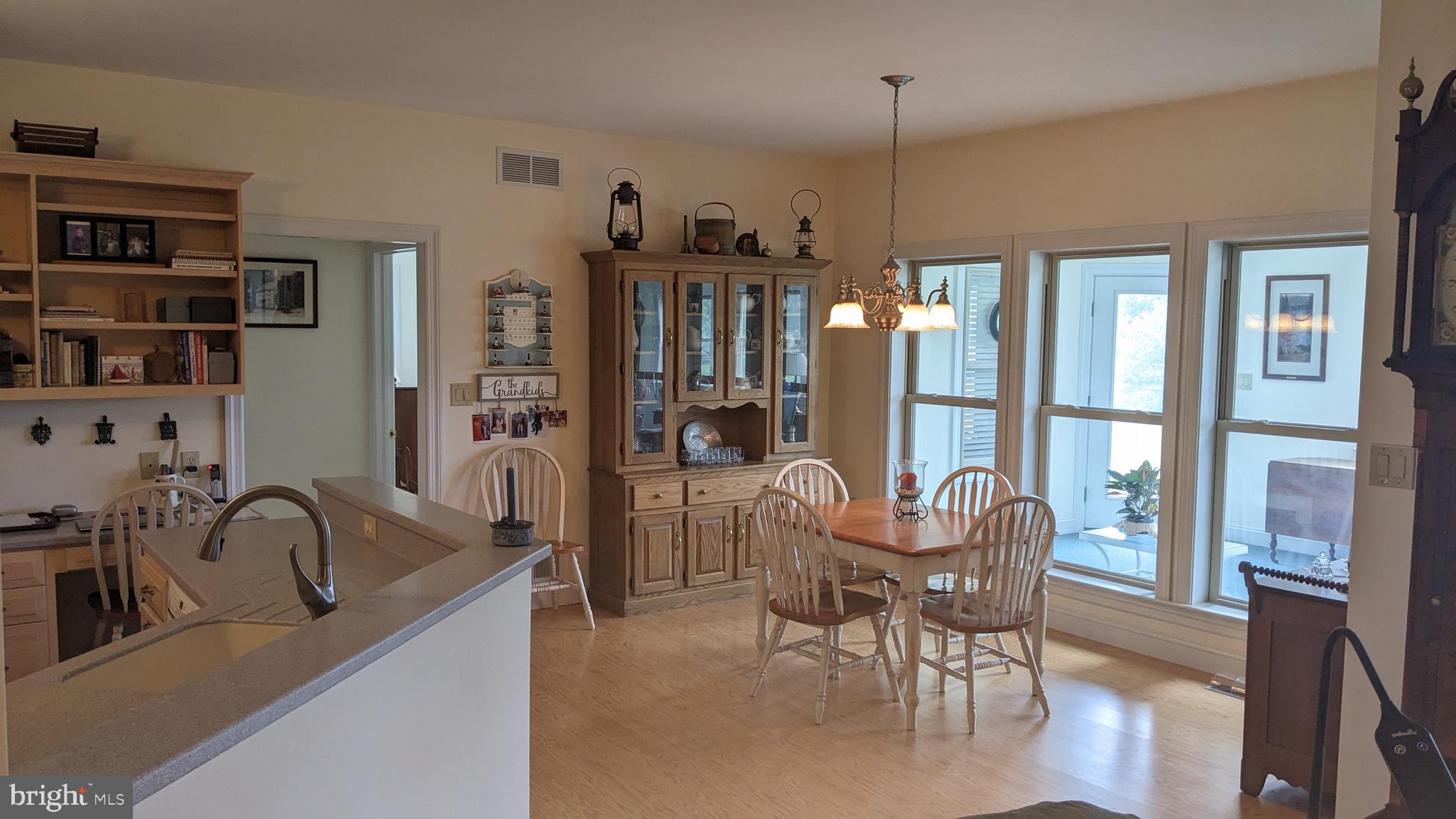 NEFF COUNTRY ESTATES - Residential