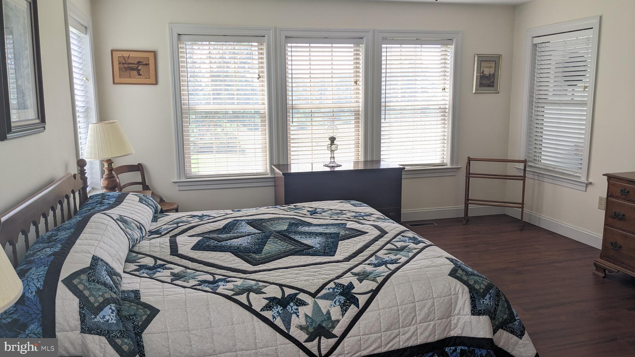 NEFF COUNTRY ESTATES - Residential