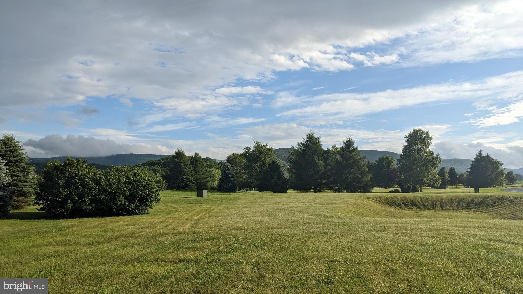 NEFF COUNTRY ESTATES - Residential