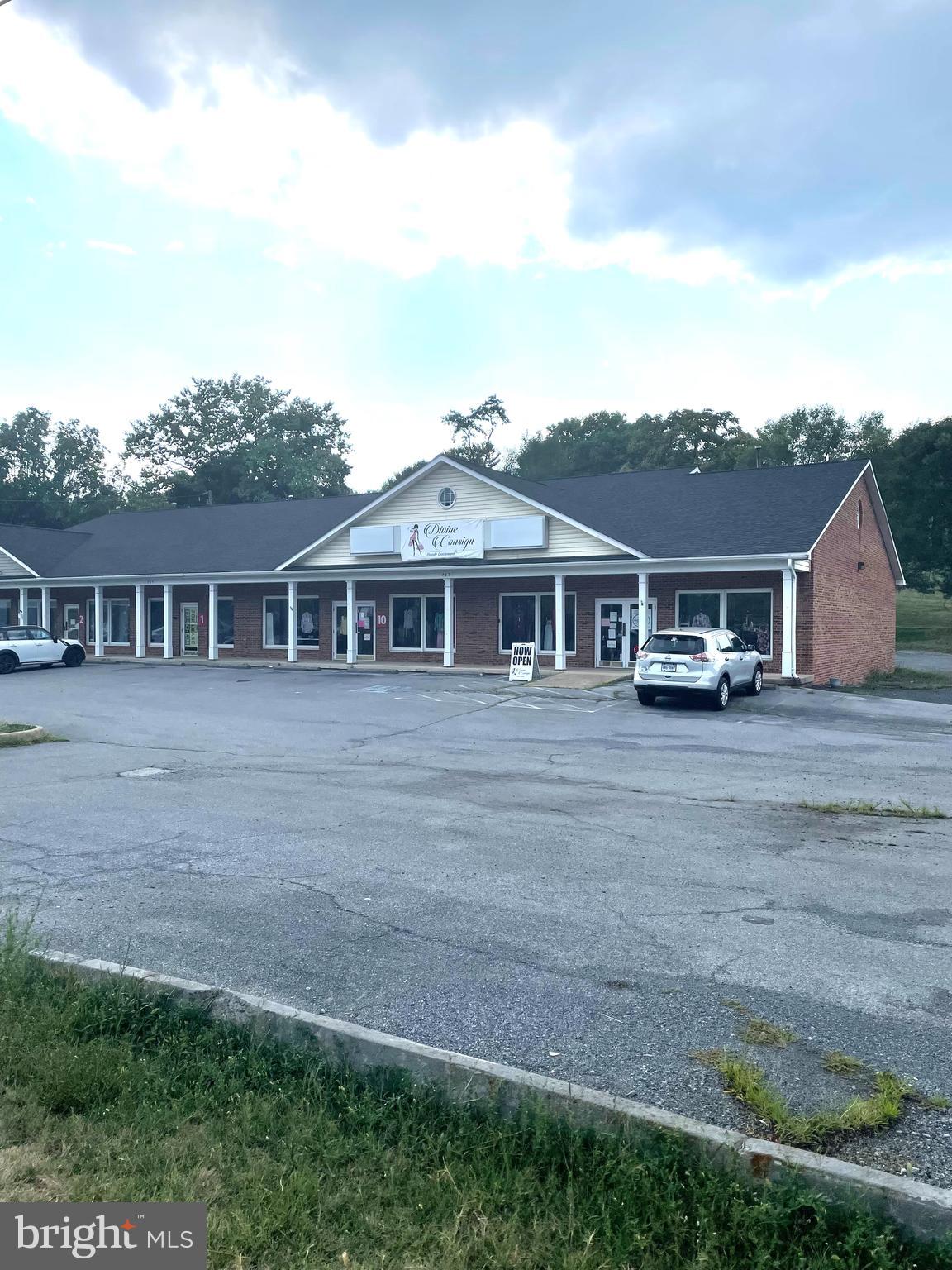 762 S MAIN STREET 766