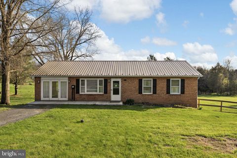 300 MARTIN STREET LURAY VA 22835