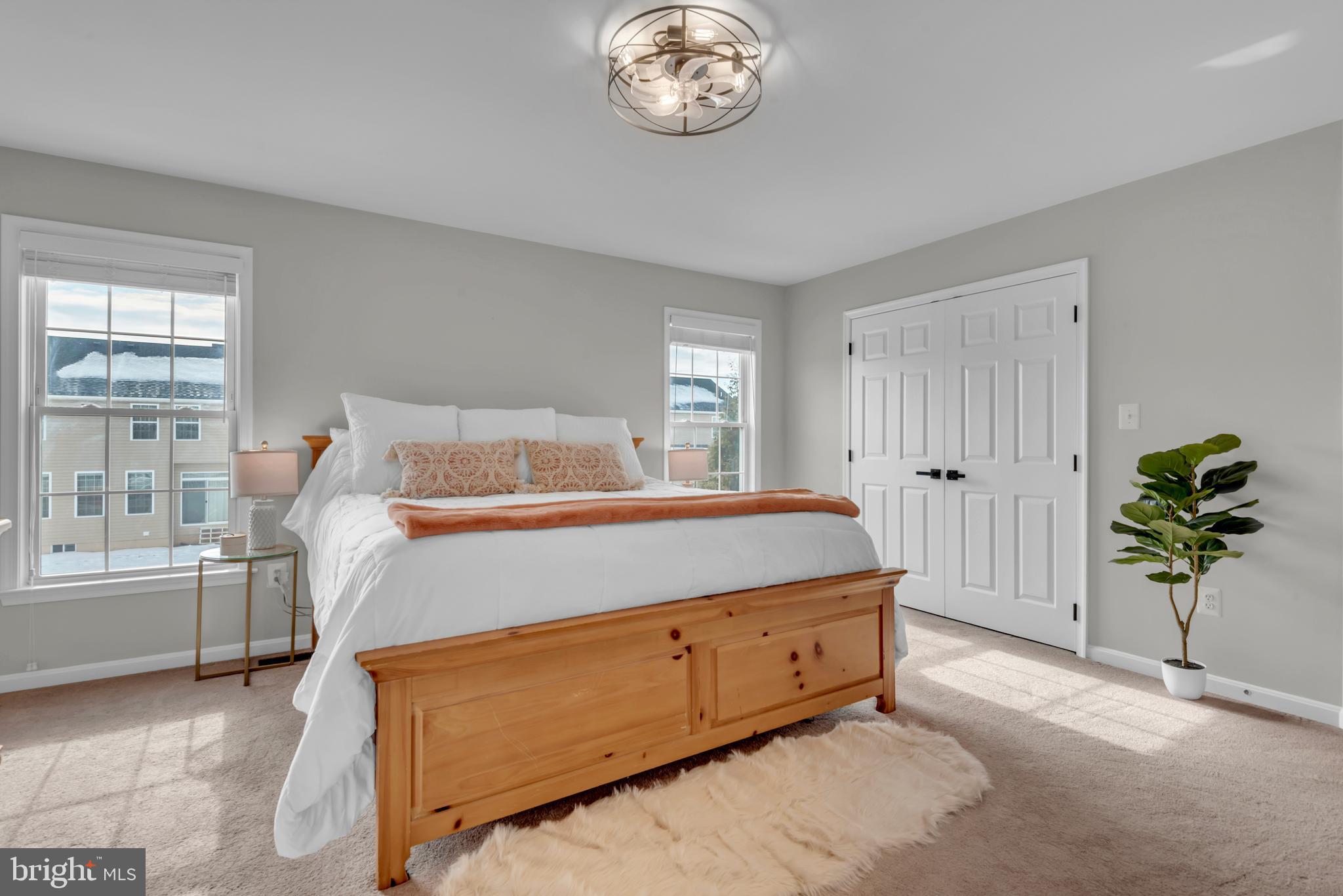 NORTH BROOK - Residential