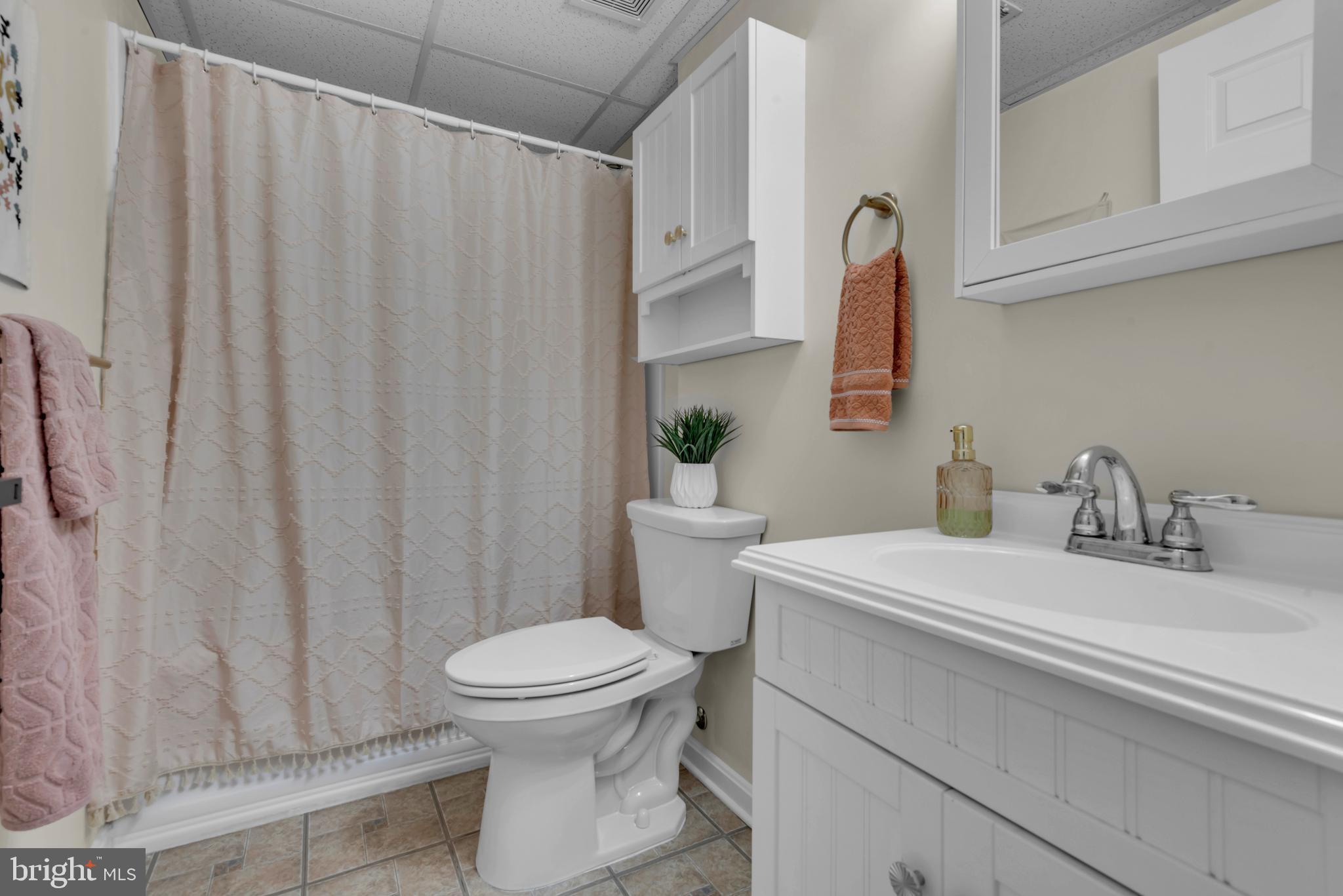 NORTH BROOK - Residential