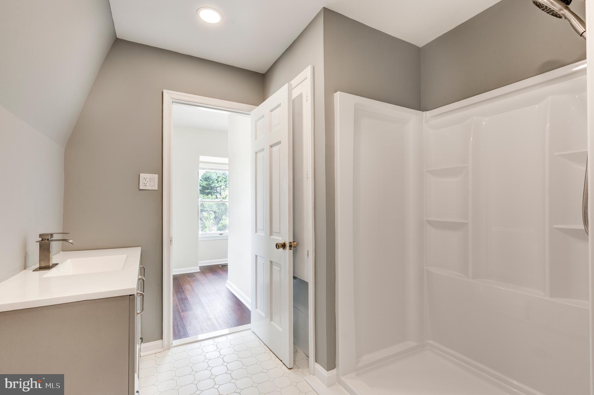 WINCHESTER PARK - Residential