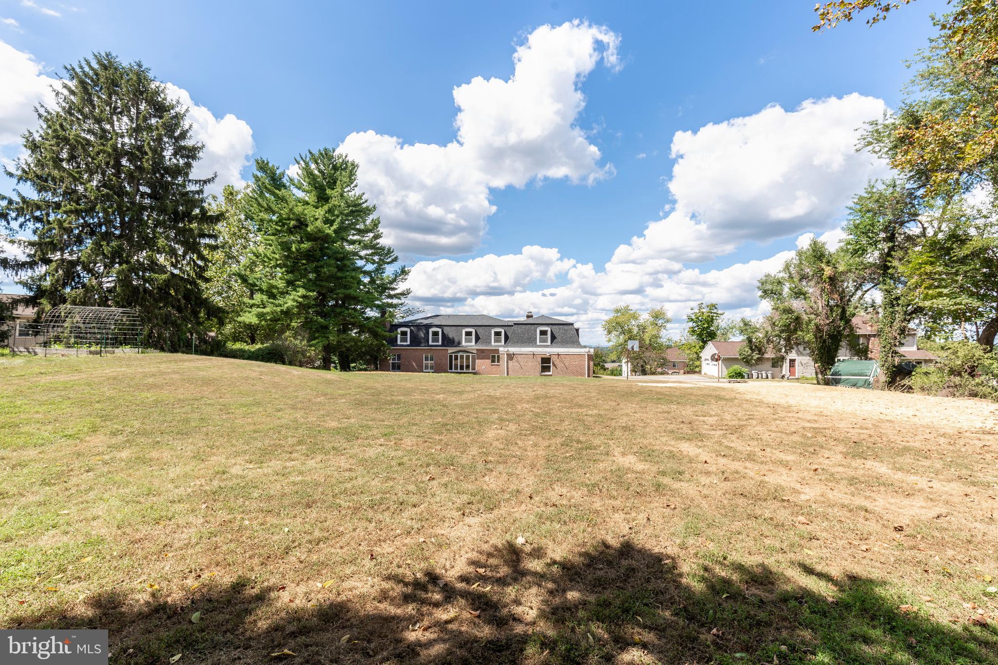 WINCHESTER PARK - Residential