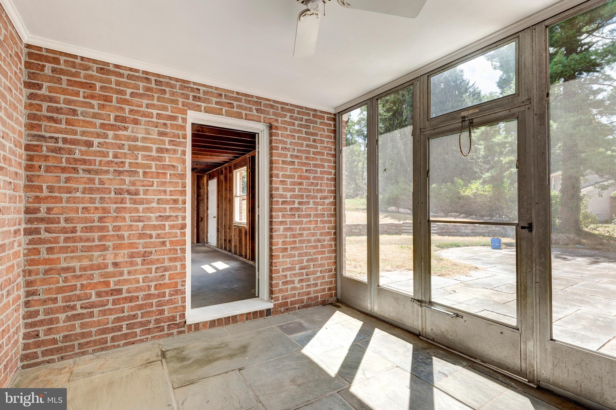 WINCHESTER PARK - Residential