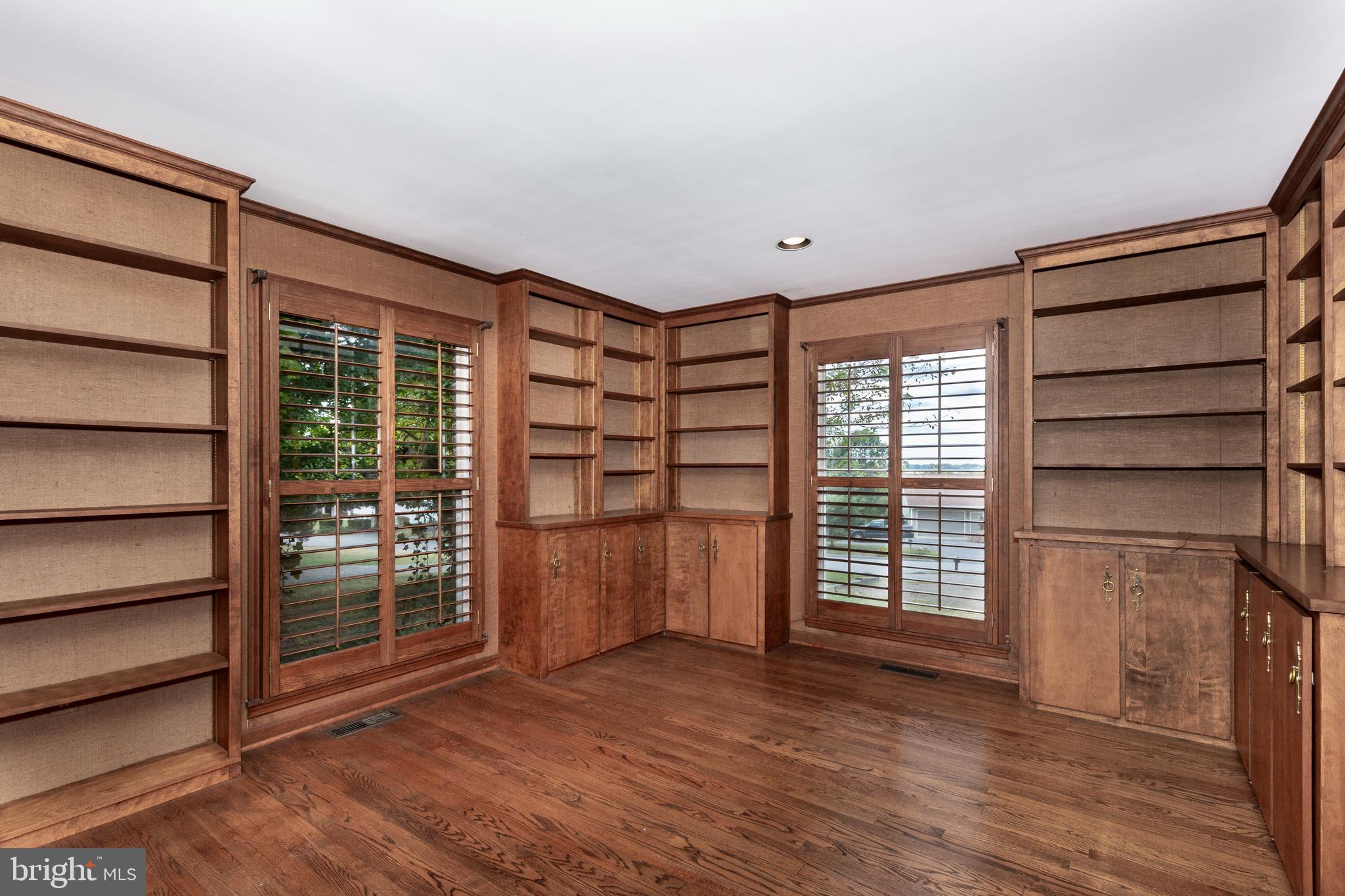 WINCHESTER PARK - Residential