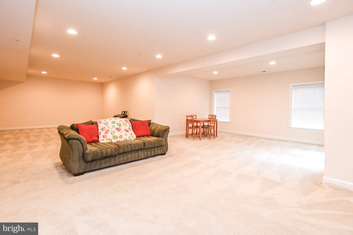 WINCOPIA FARMS - Residential