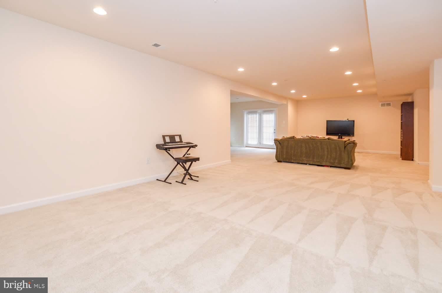 WINCOPIA FARMS - Residential