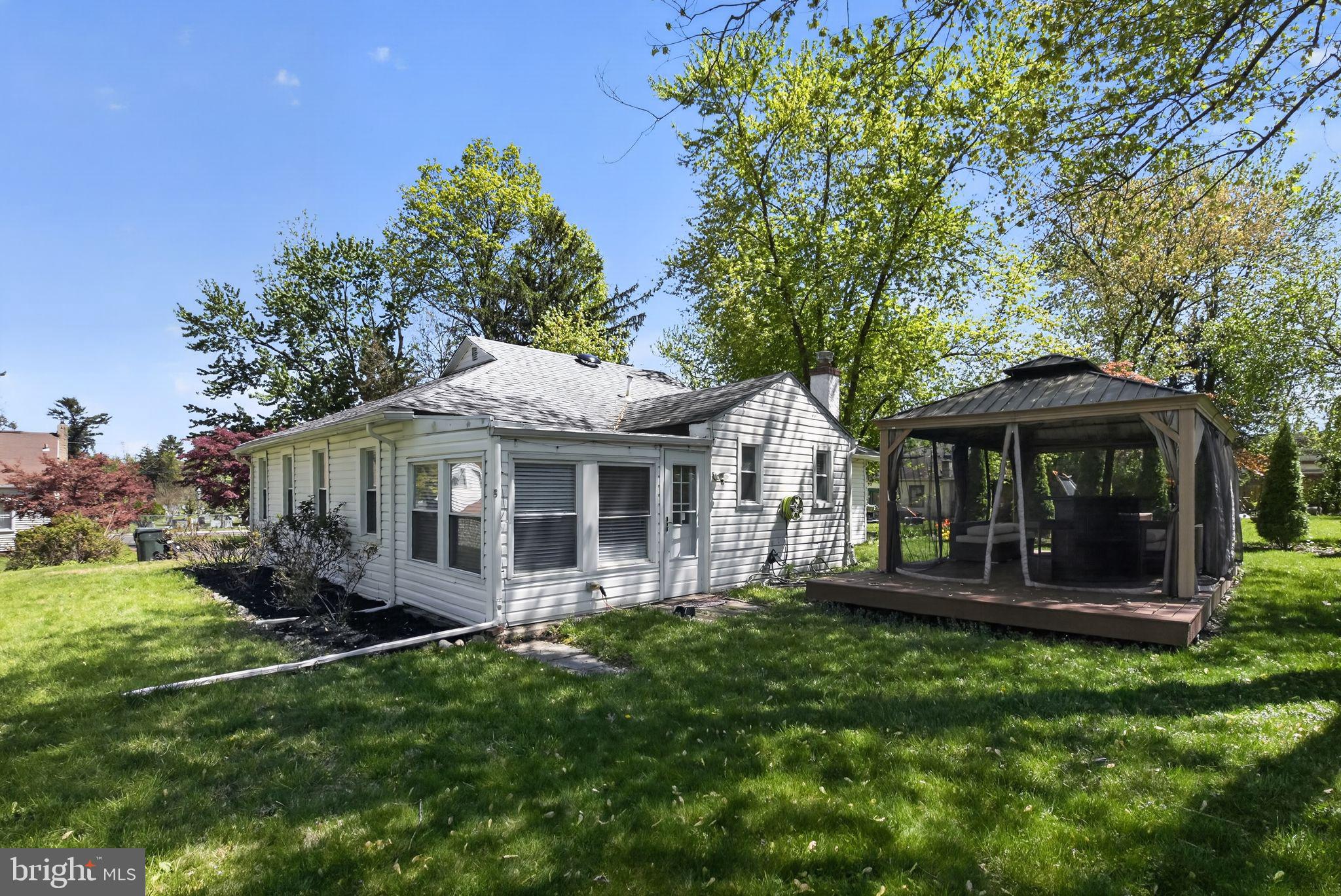 GLENSIDE - Residential