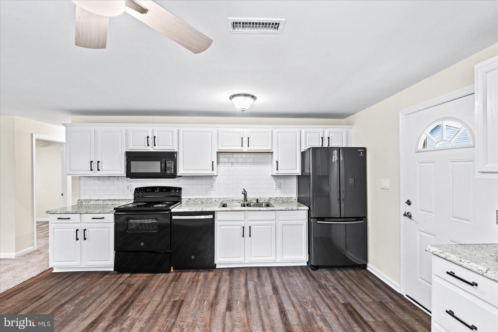 PLACID BAY ESTATES - Residential