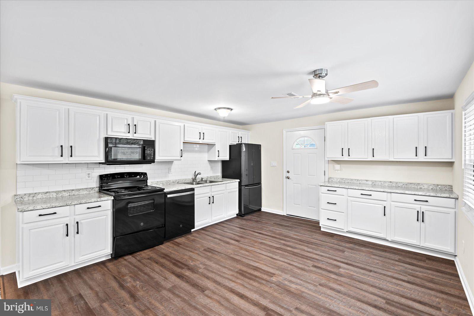 PLACID BAY ESTATES - Residential