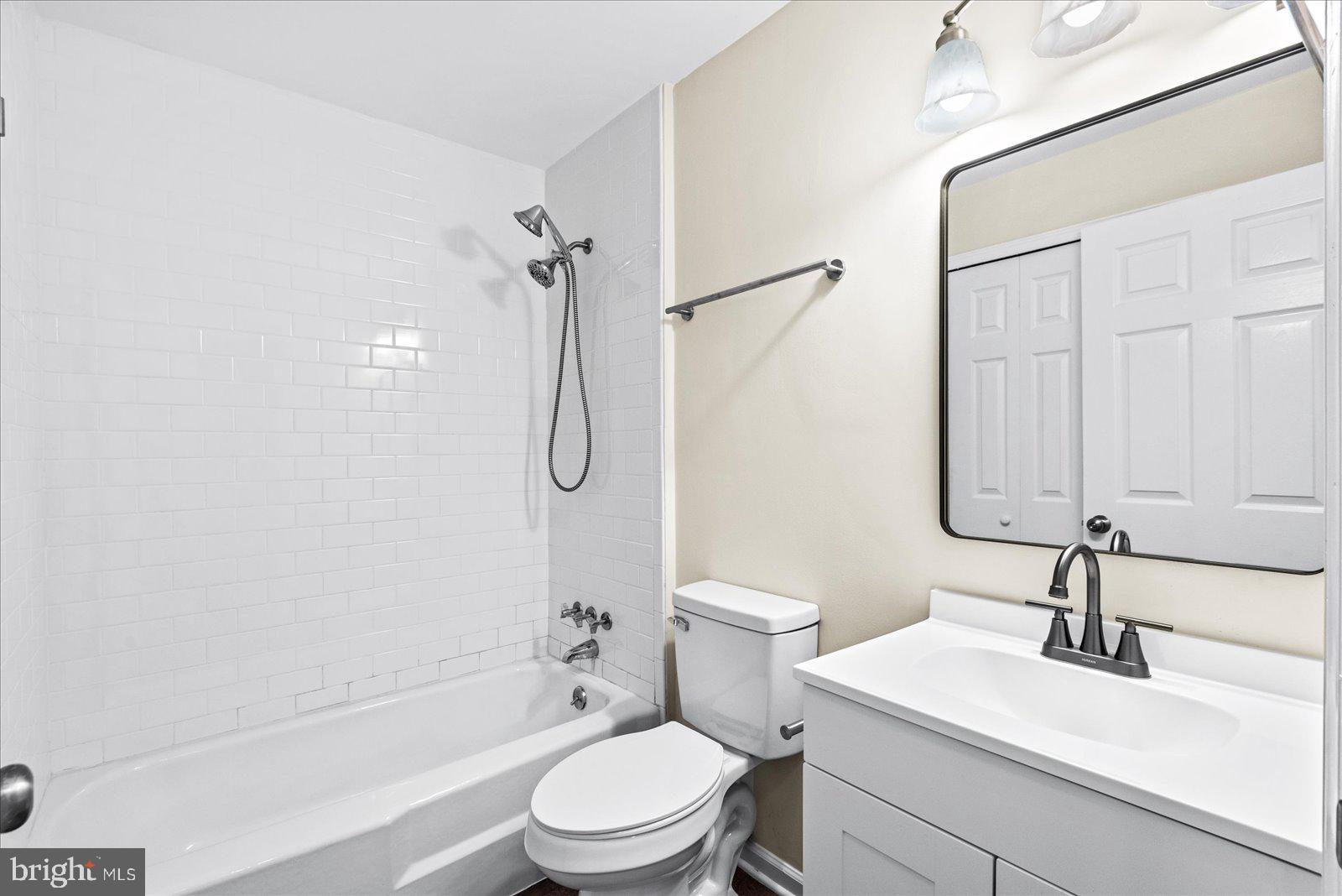 PLACID BAY ESTATES - Residential