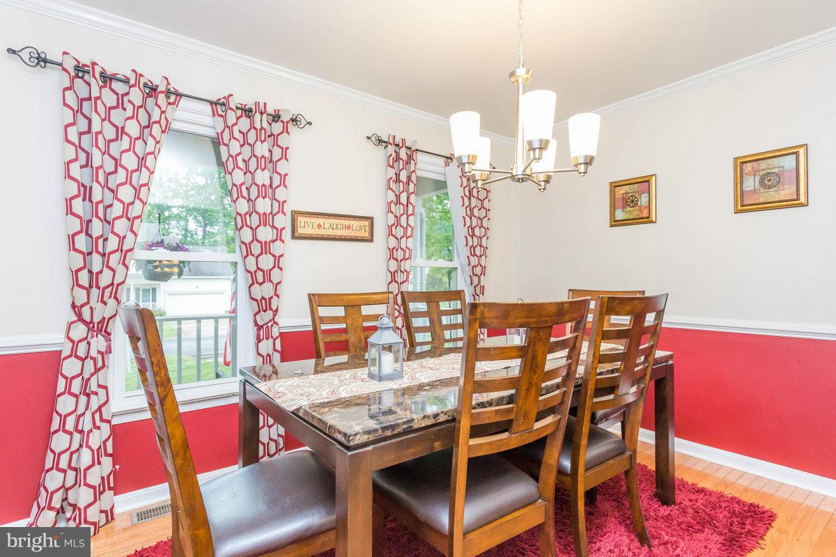 SALEM COURTS - Residential