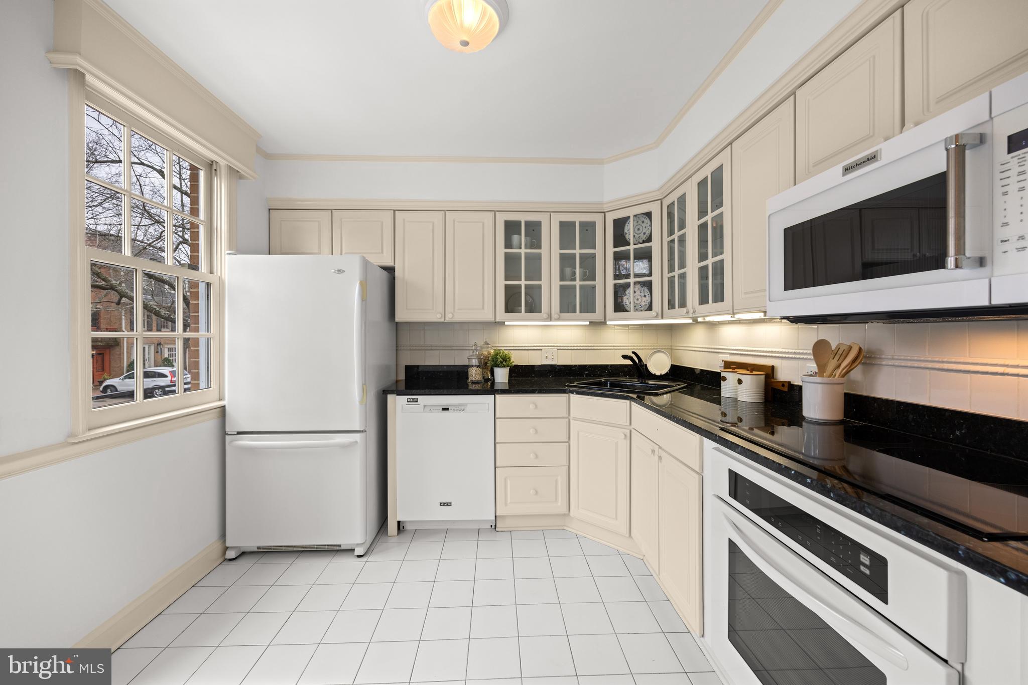 BRANDT TOWNHOUSE - Residential