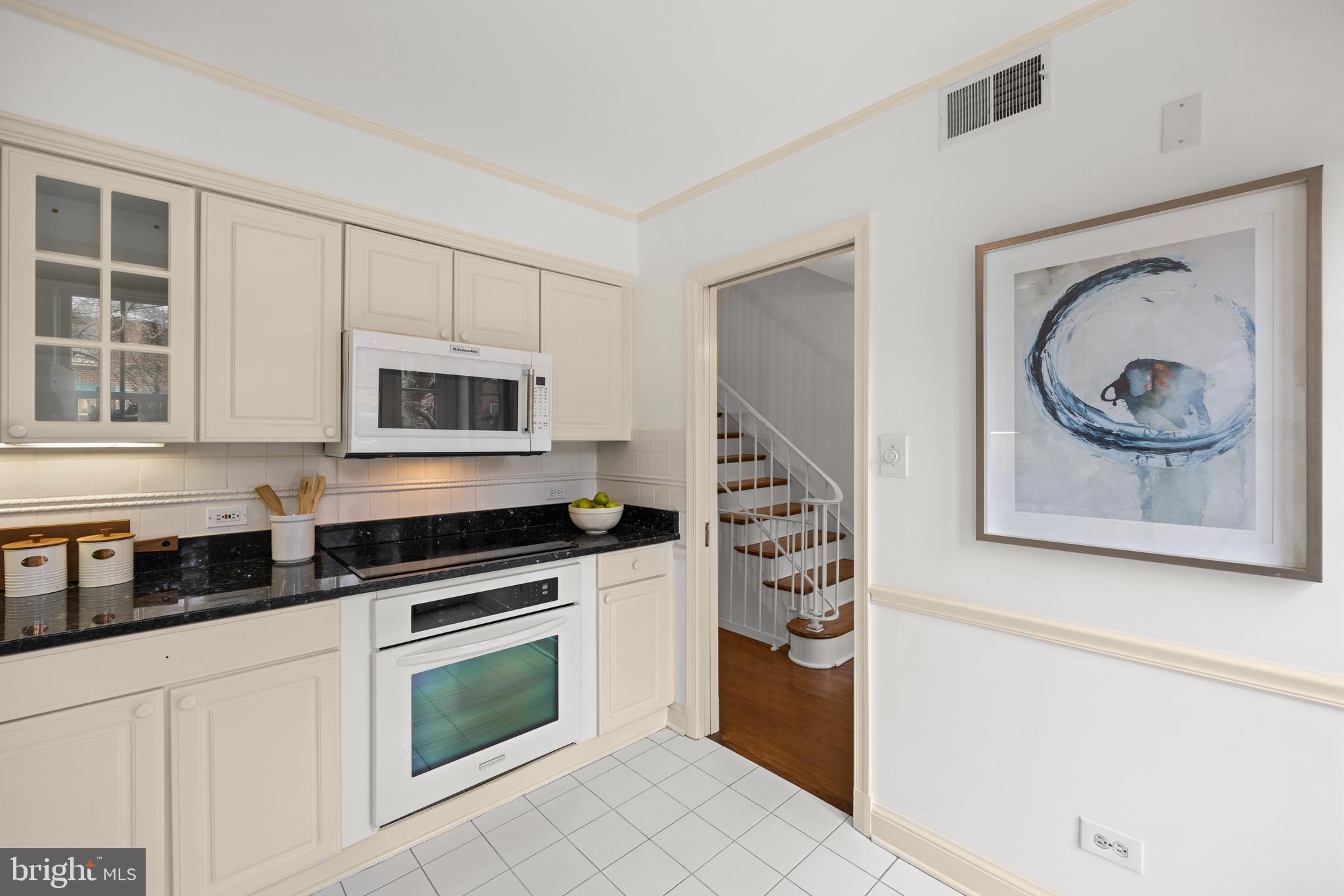 BRANDT TOWNHOUSE - Residential