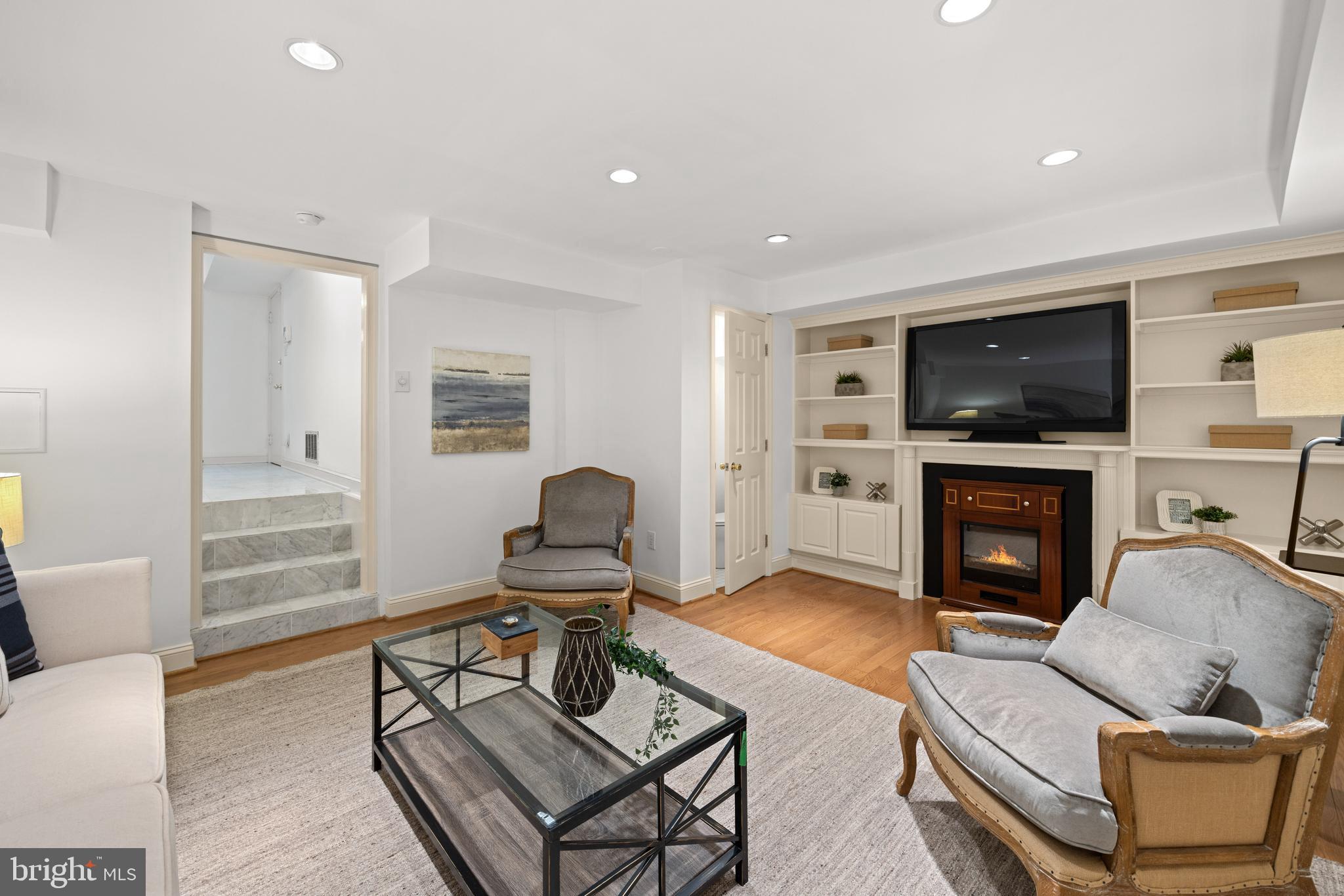 BRANDT TOWNHOUSE - Residential