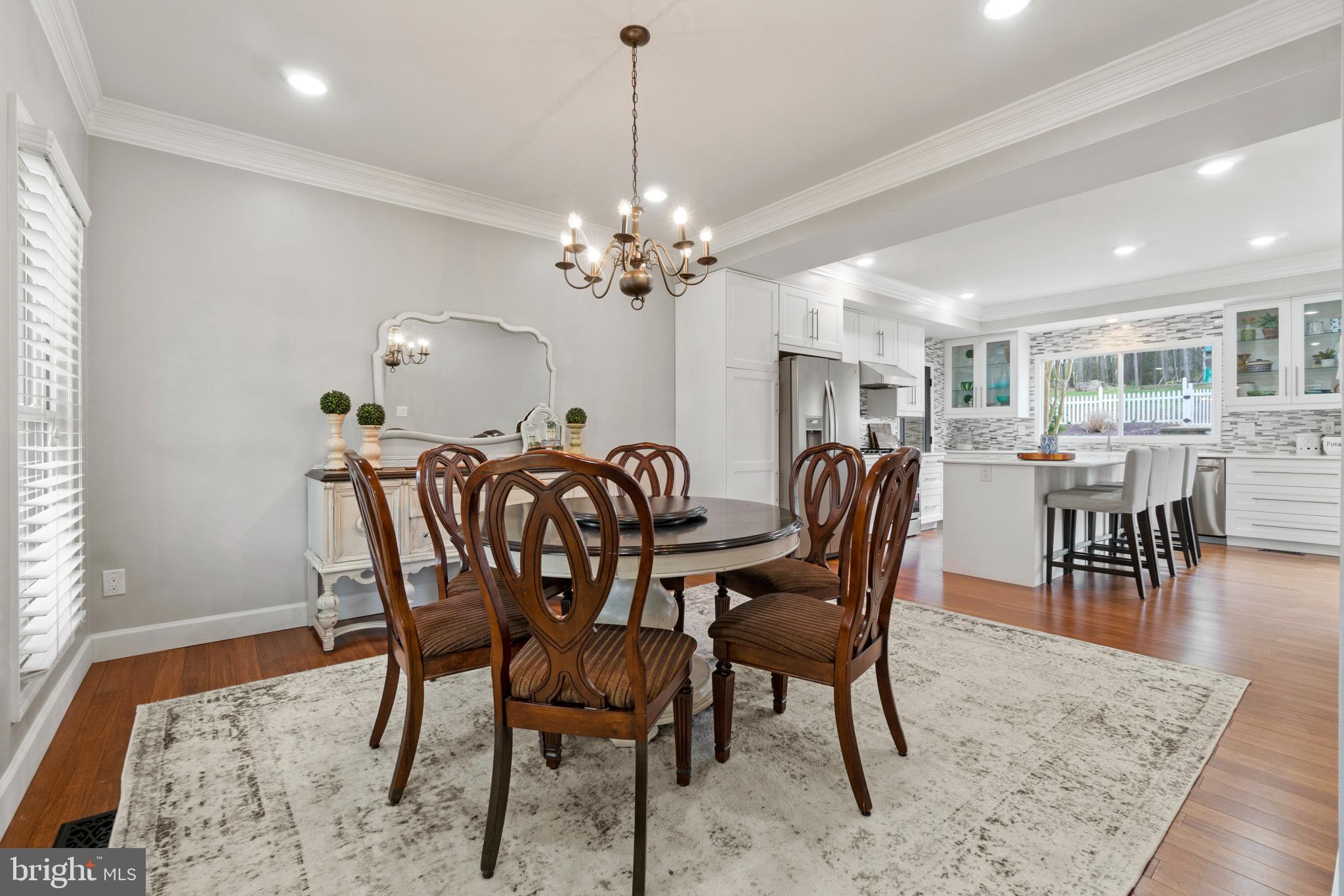 CROWN MANOR - Residential