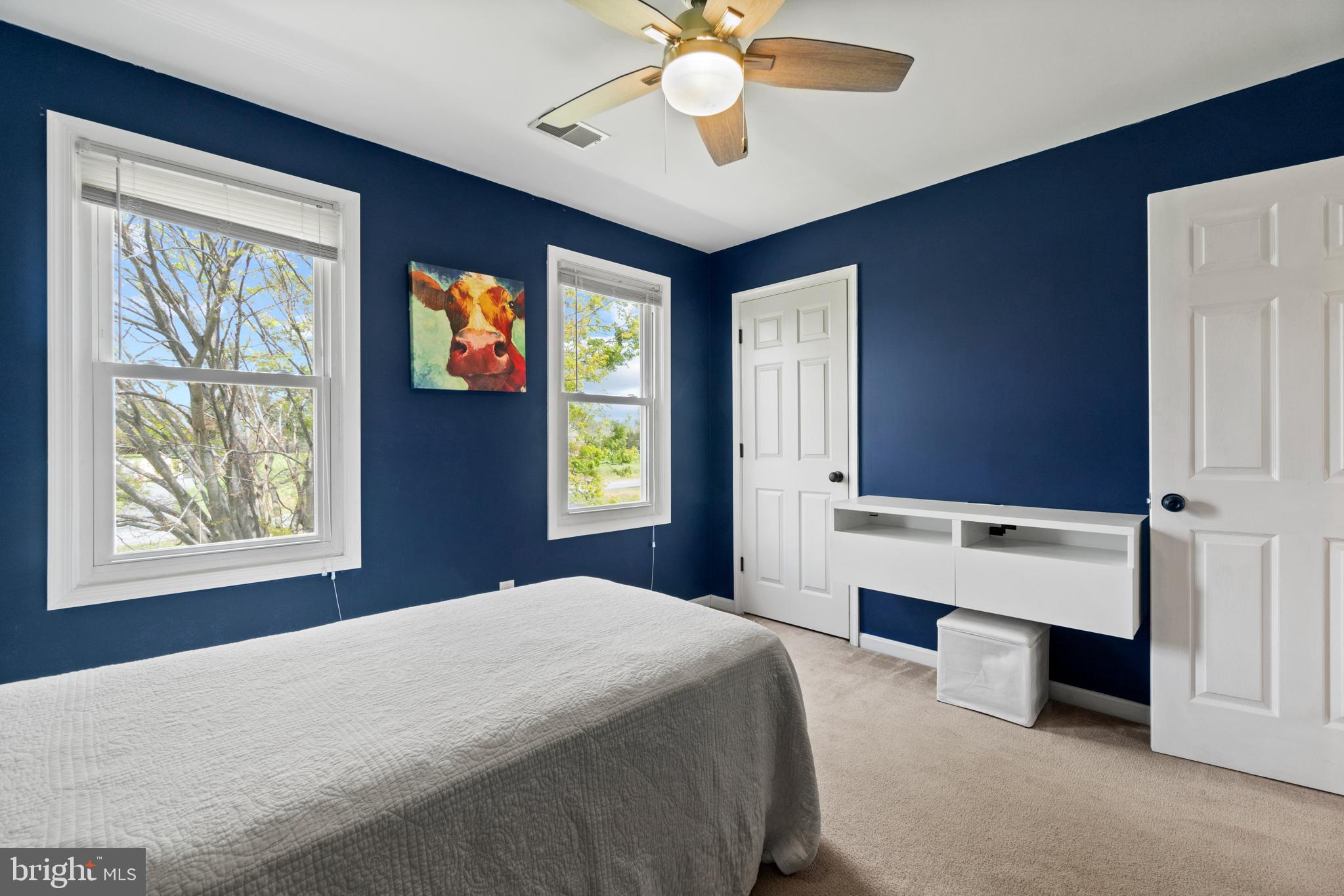 CROWN MANOR - Residential