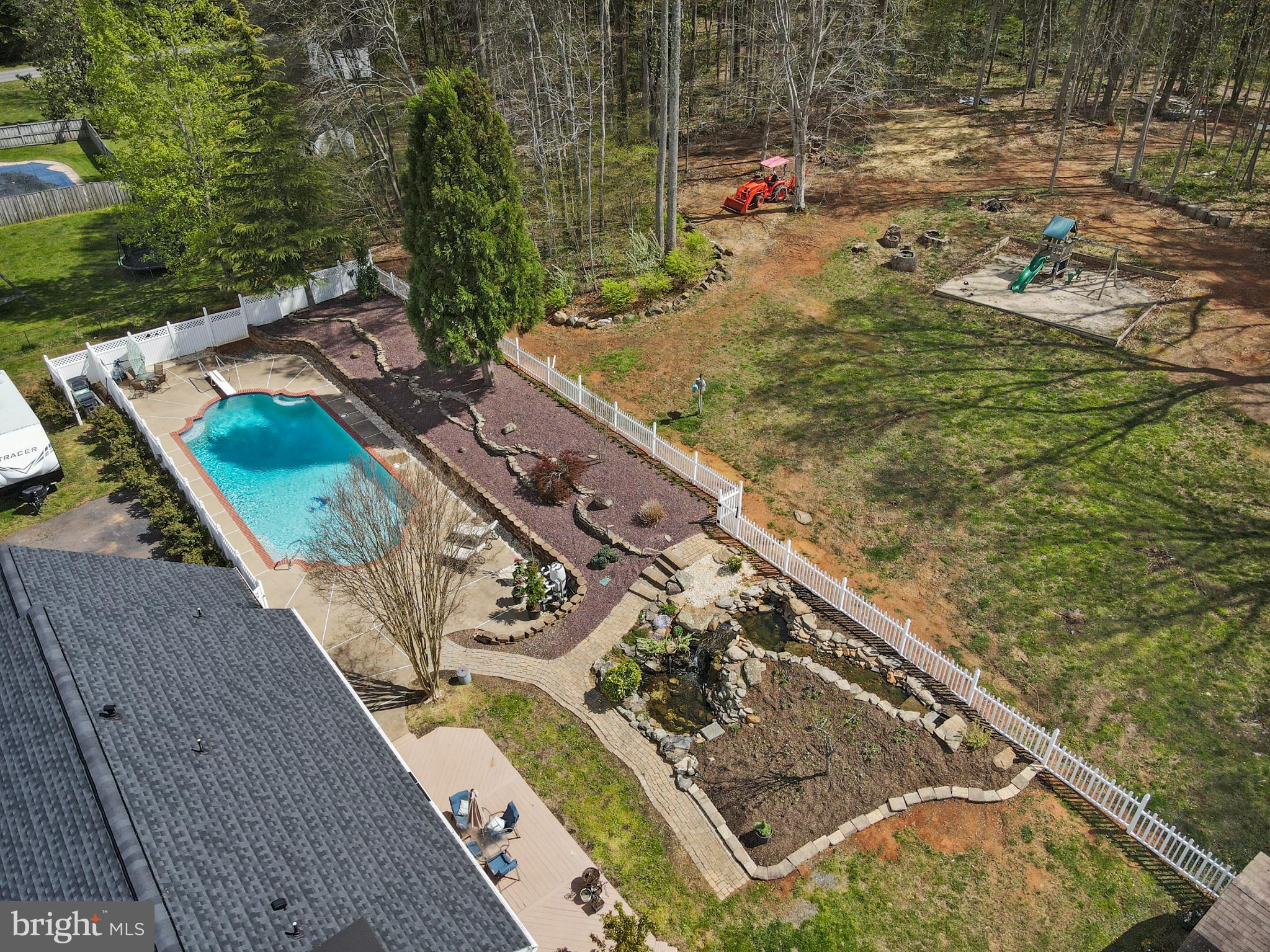 CROWN MANOR - Residential