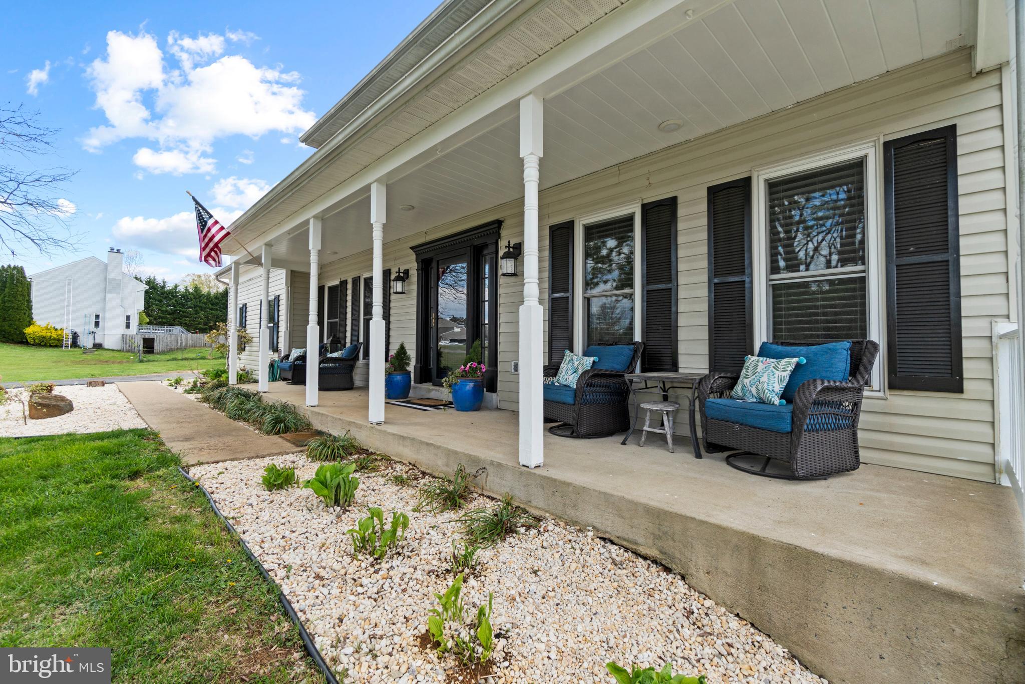 CROWN MANOR - Residential