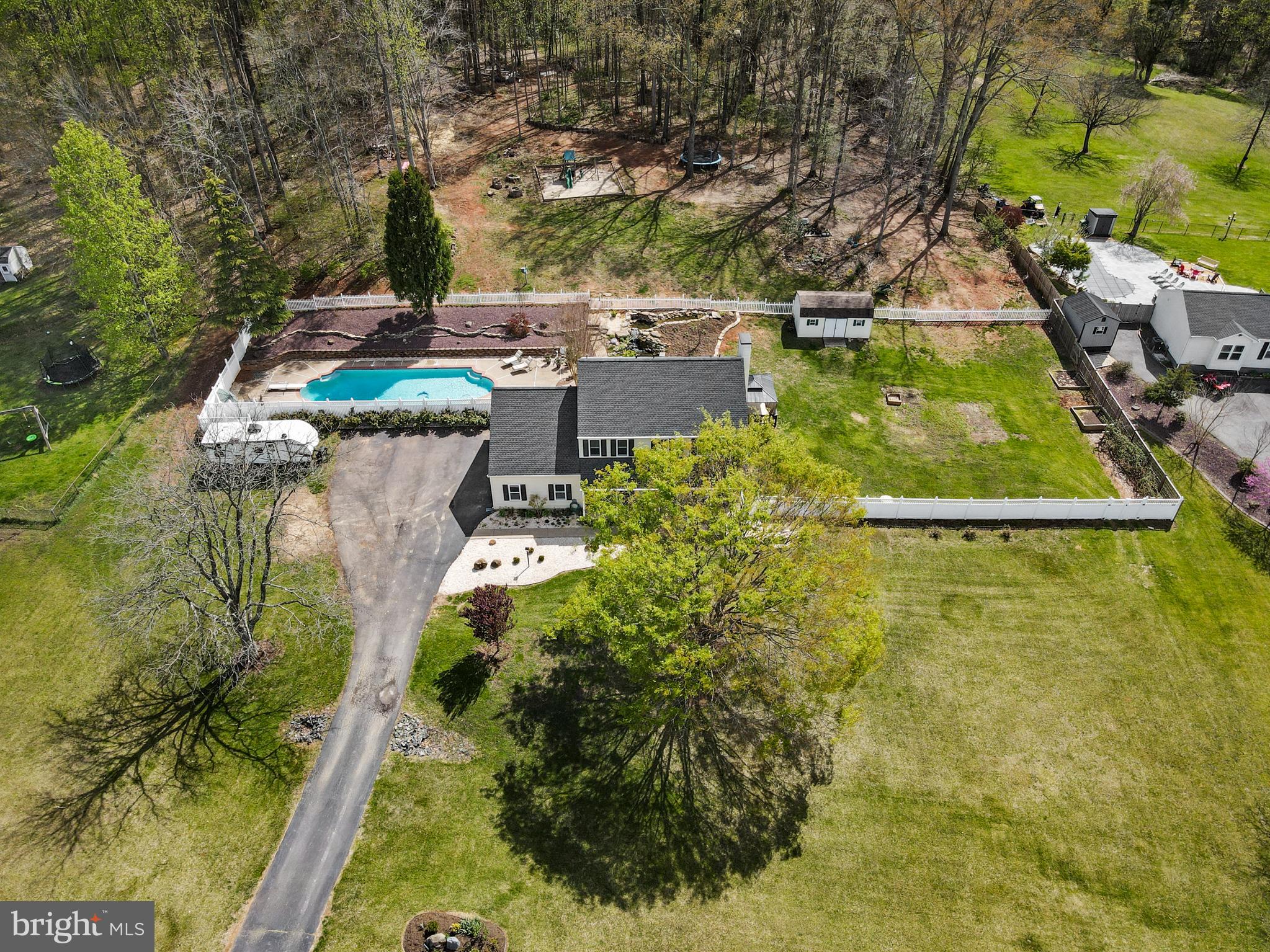 CROWN MANOR - Residential