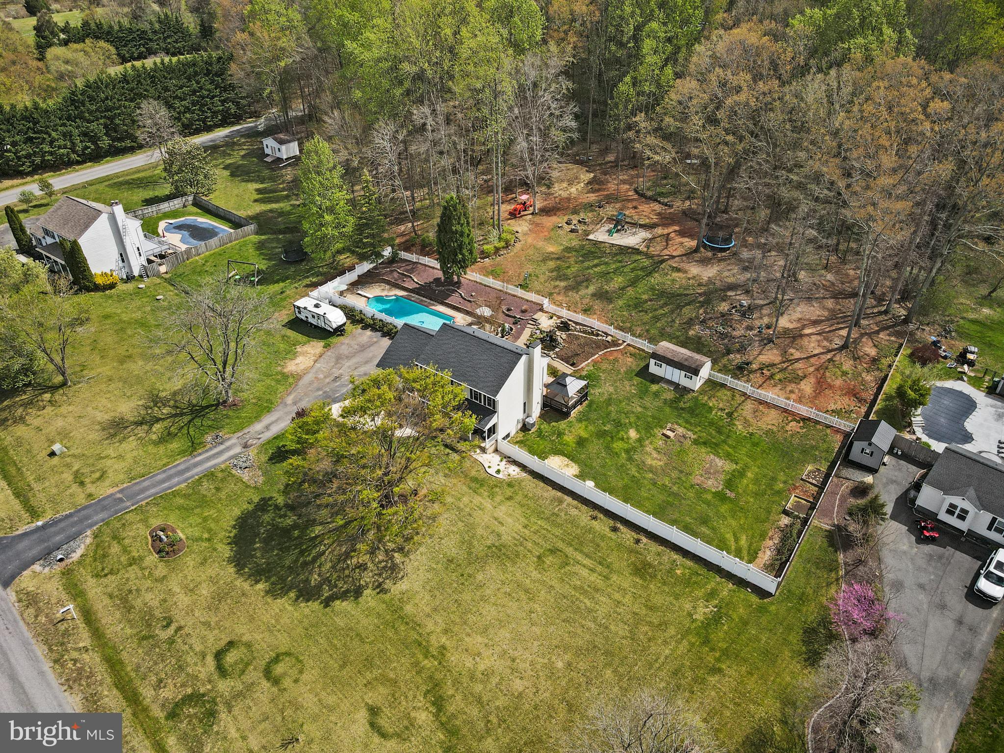 CROWN MANOR - Residential