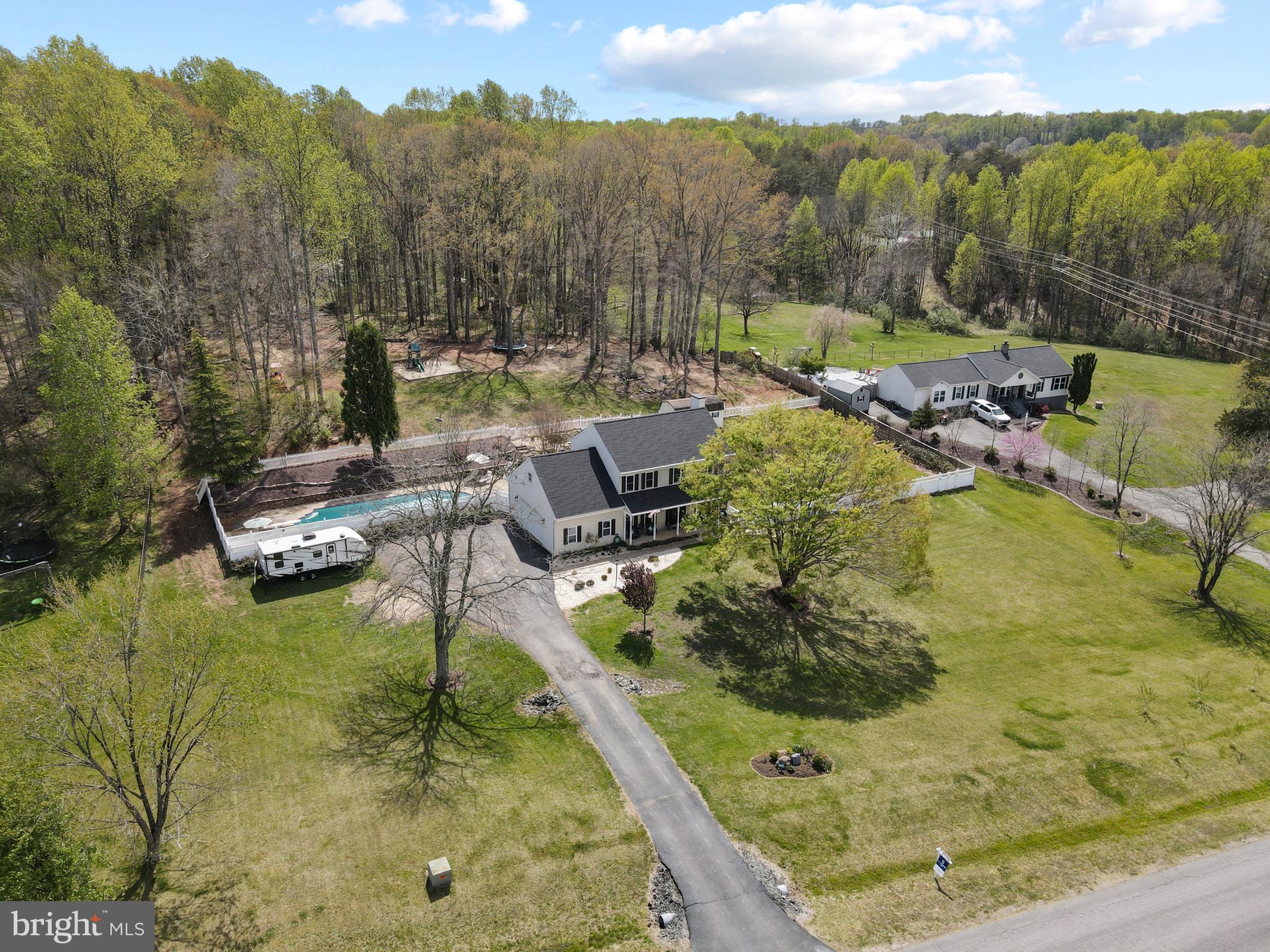 CROWN MANOR - Residential