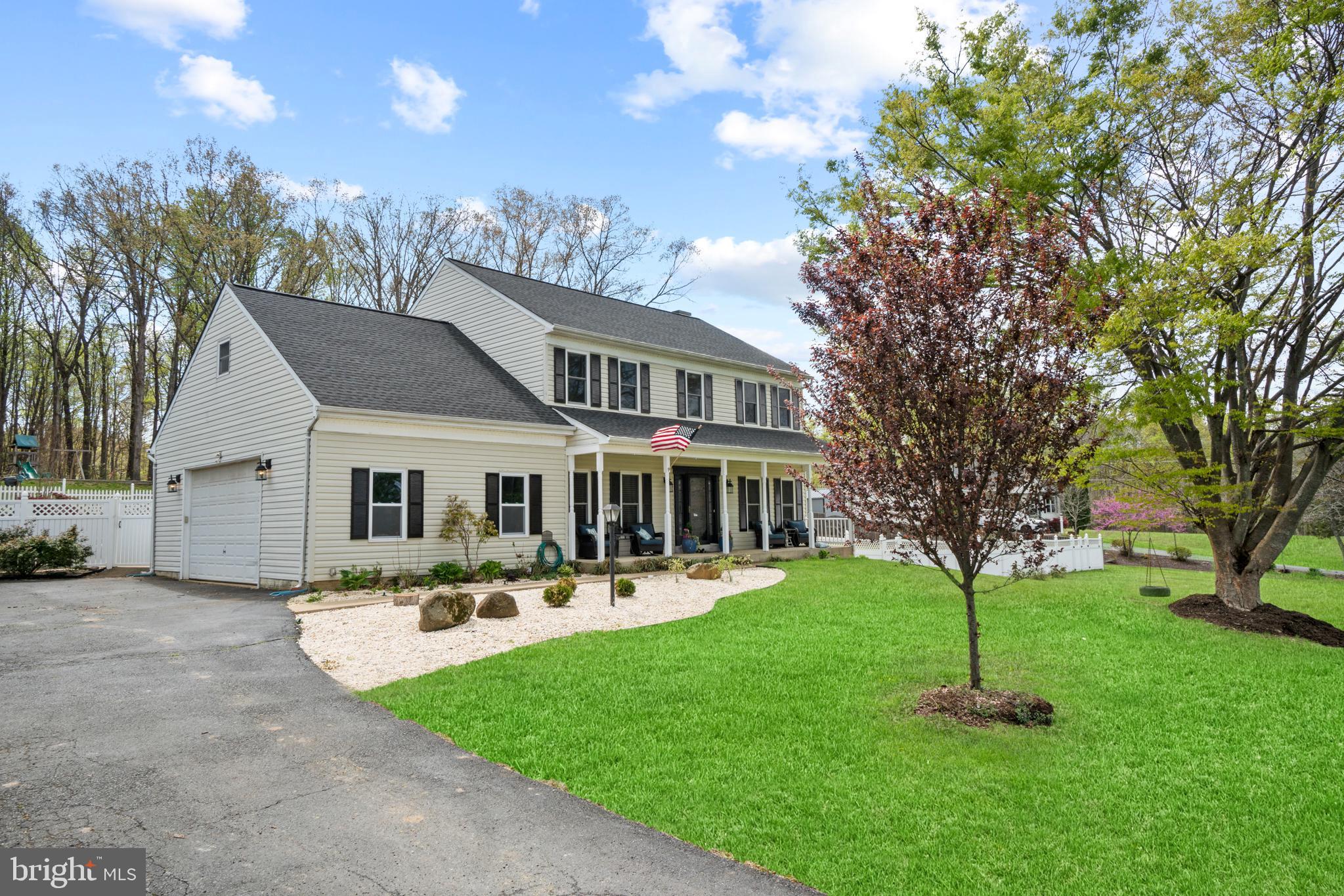 CROWN MANOR - Residential