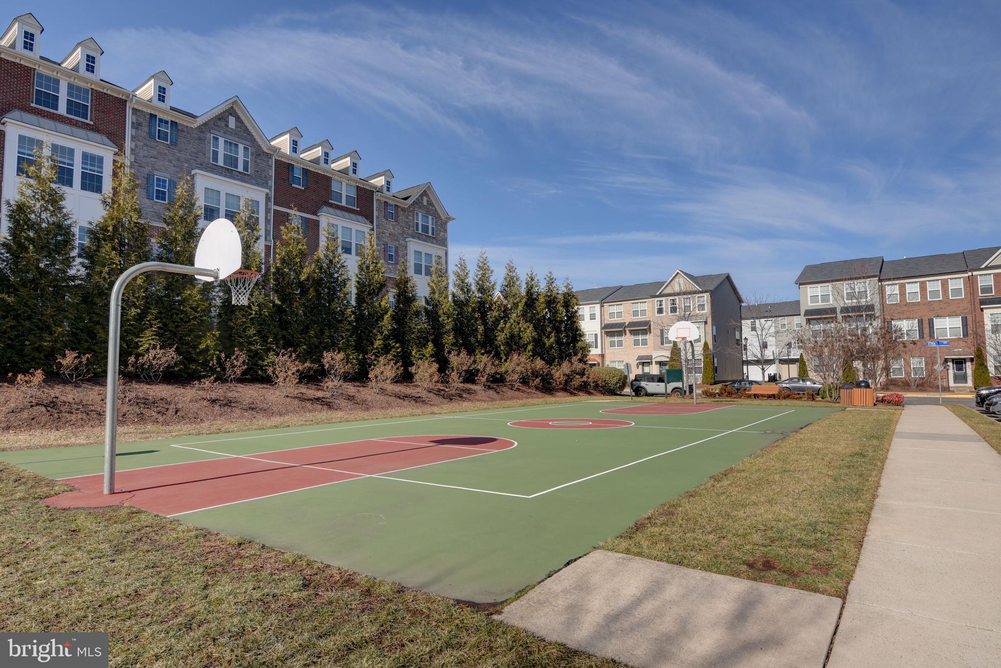 EAST GATE ONE - Residential Lease