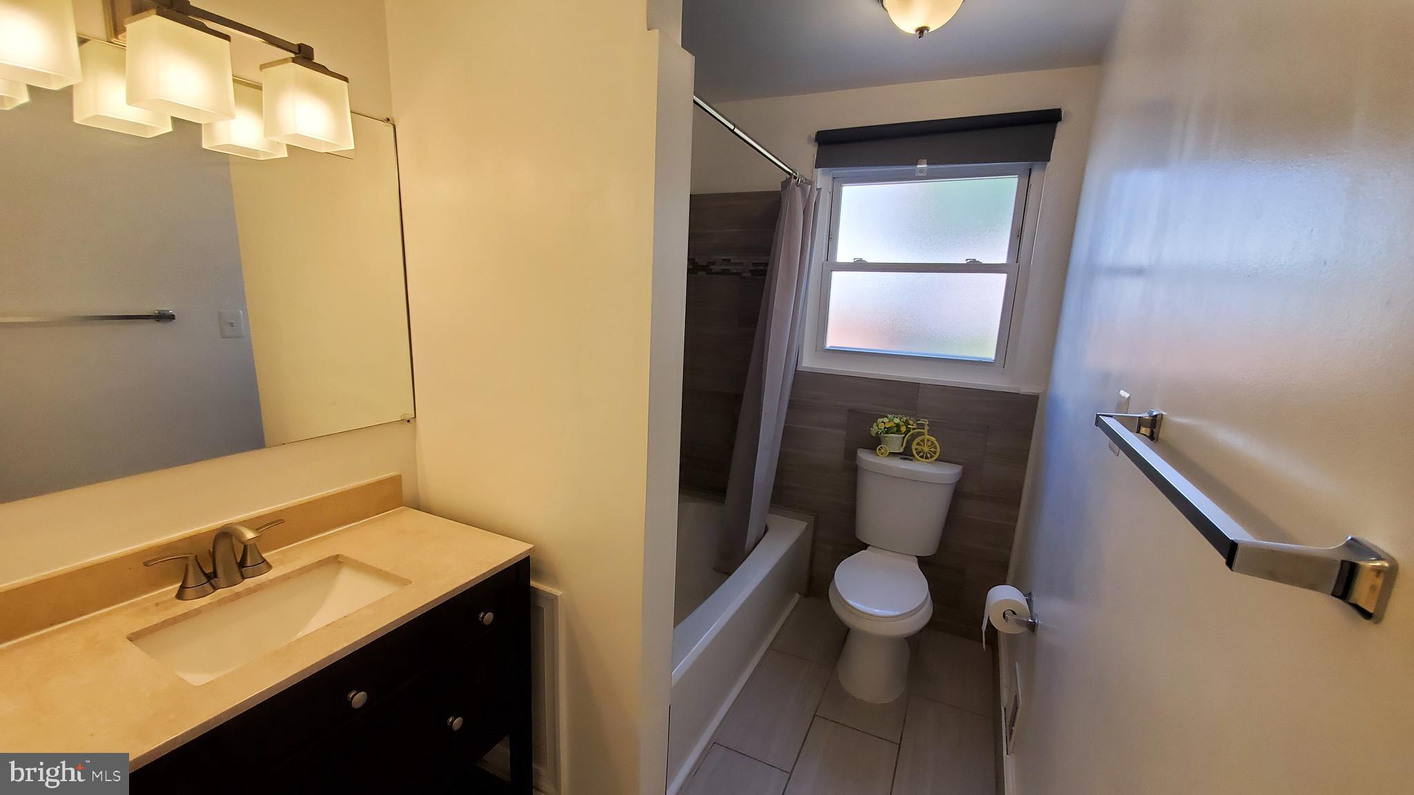 FERNWOOD - Residential Lease