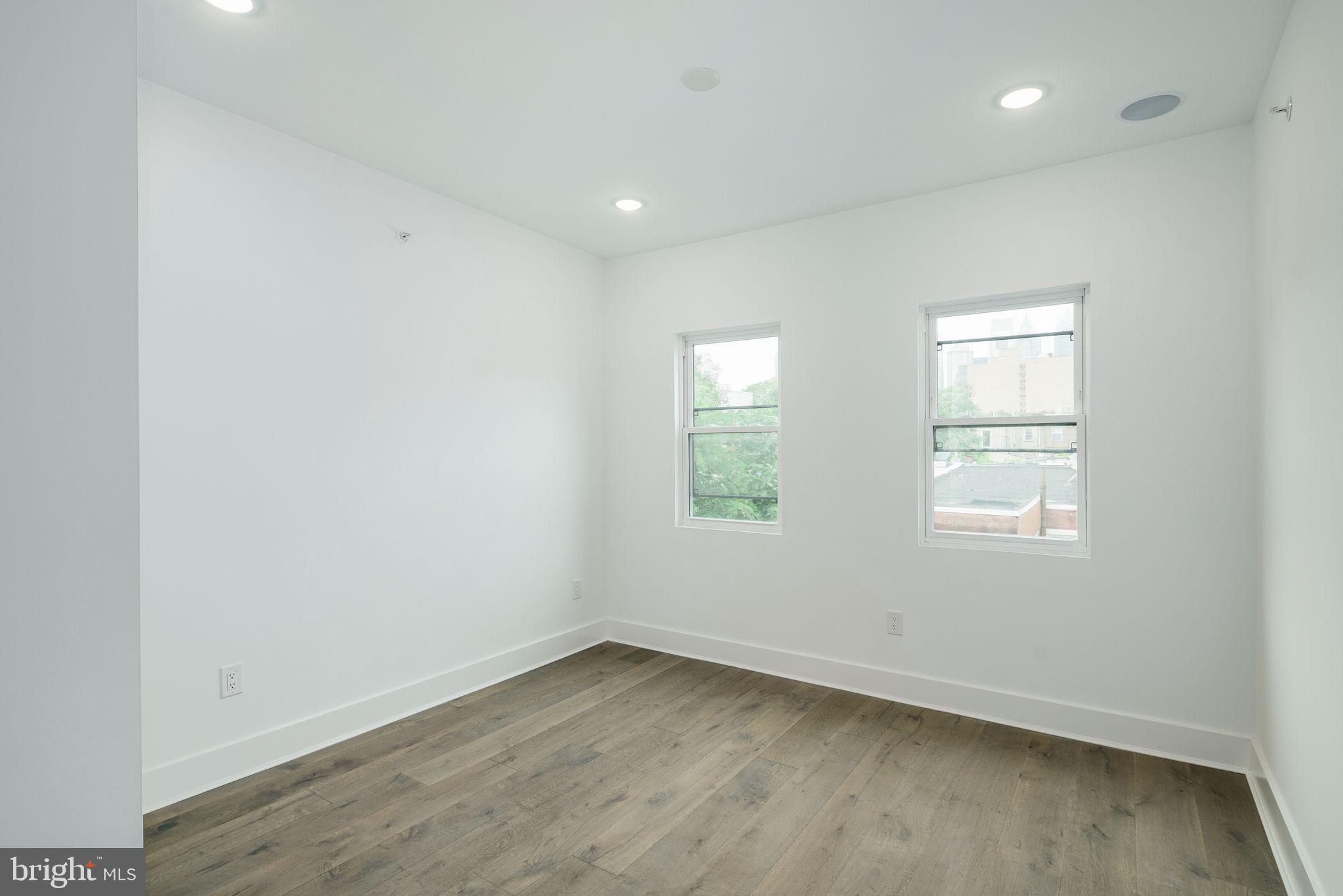 GRADUATE HOSPITAL - Residential Lease