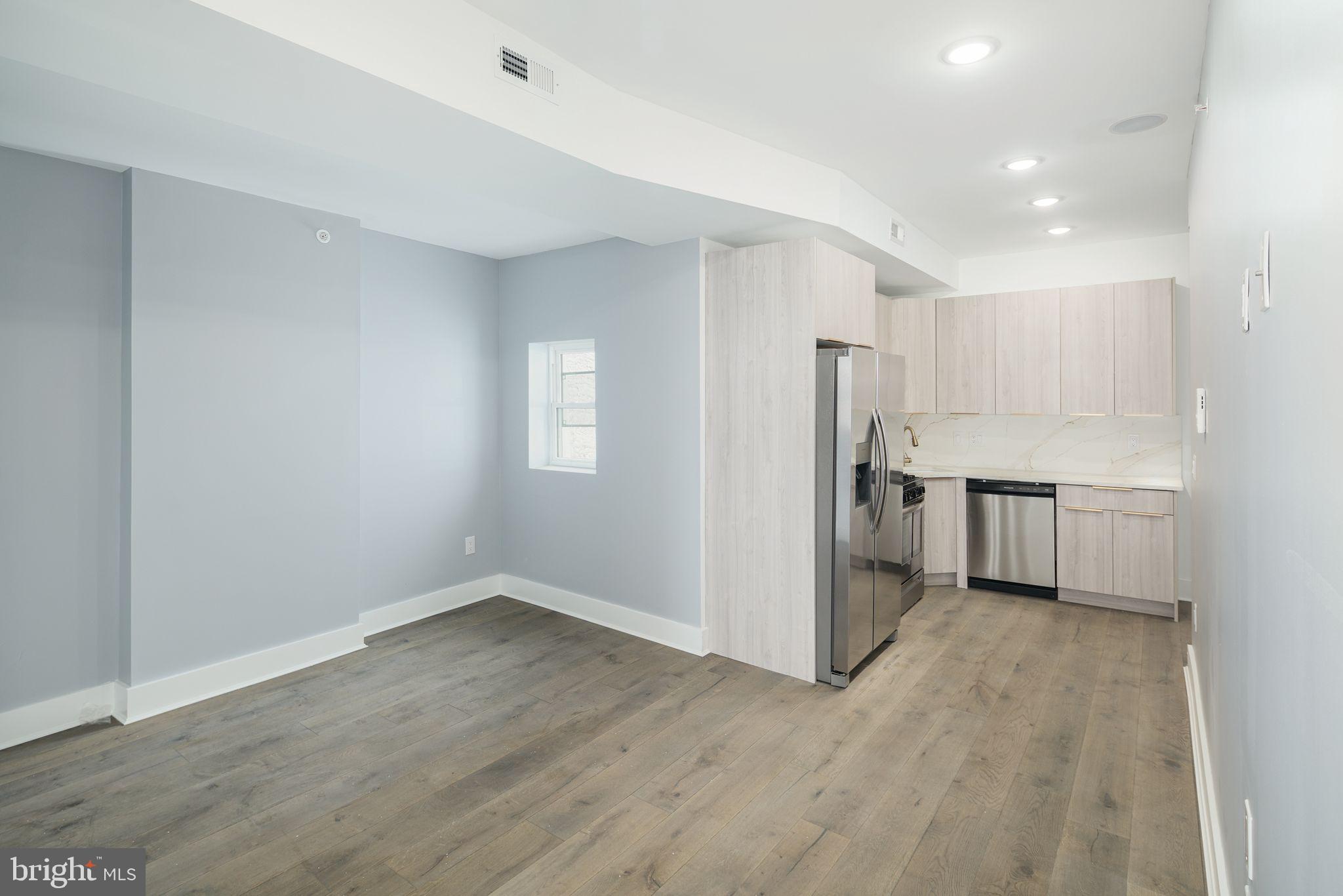 GRADUATE HOSPITAL - Residential Lease