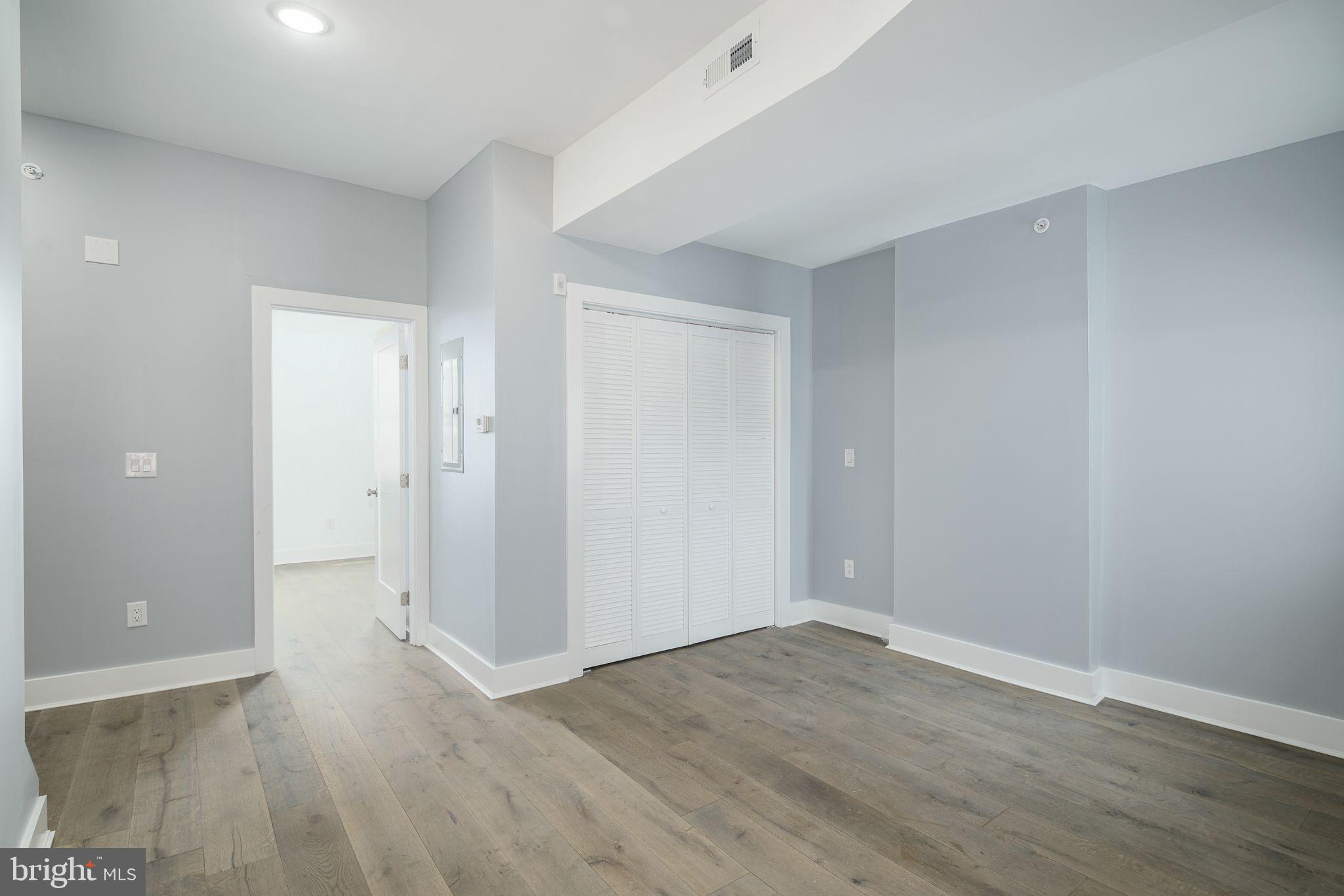 GRADUATE HOSPITAL - Residential Lease