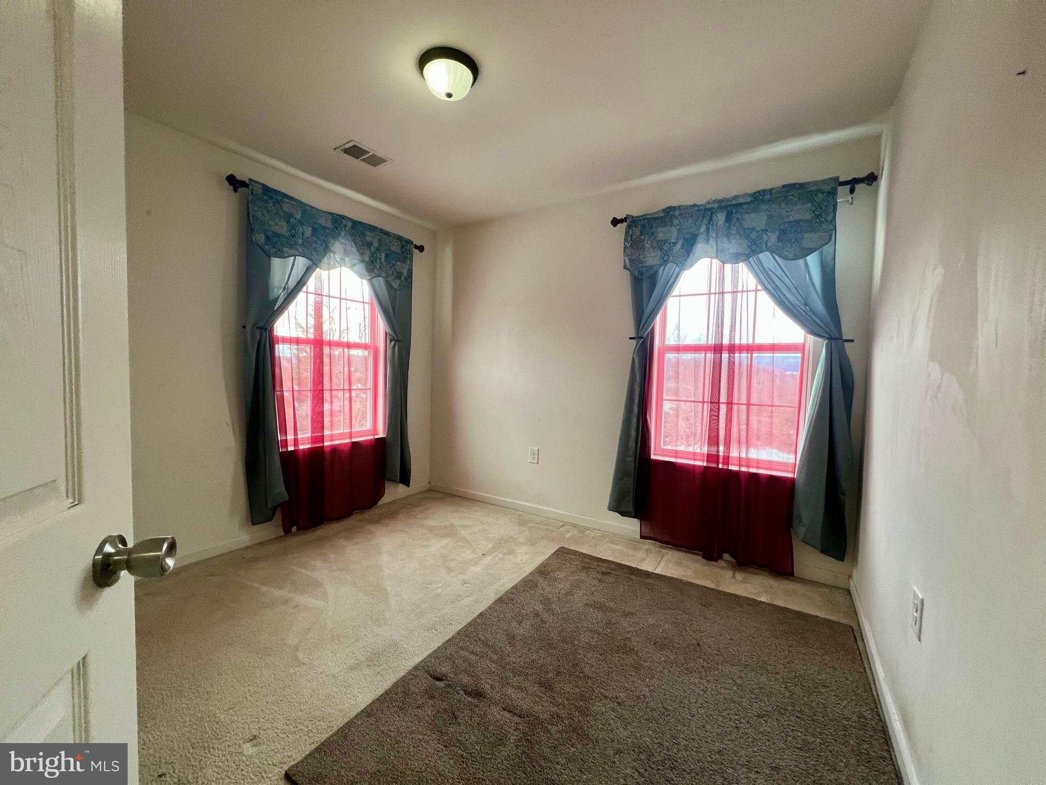 BENTWOOD ESTATES - Residential Lease