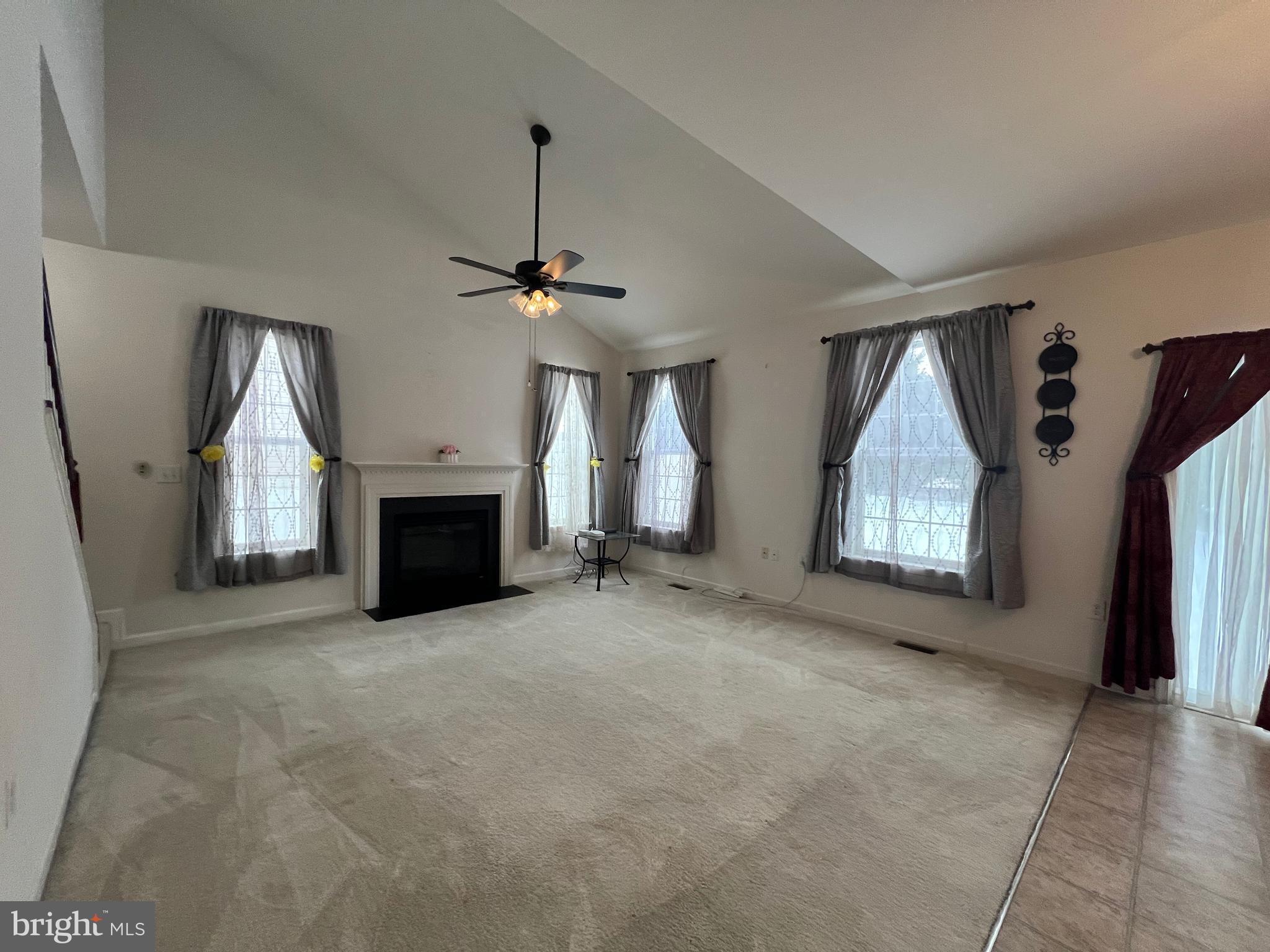 BENTWOOD ESTATES - Residential Lease