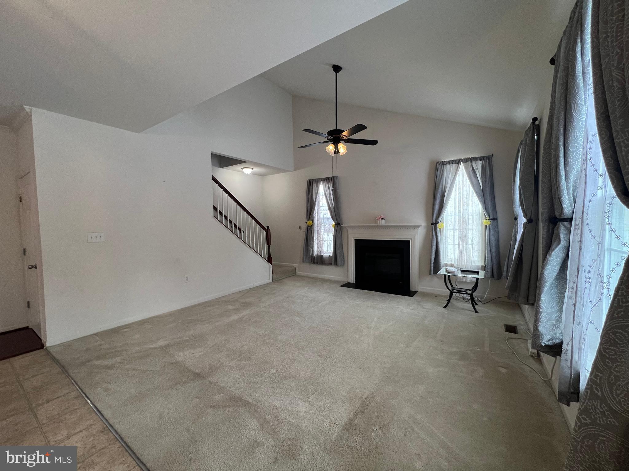 BENTWOOD ESTATES - Residential Lease