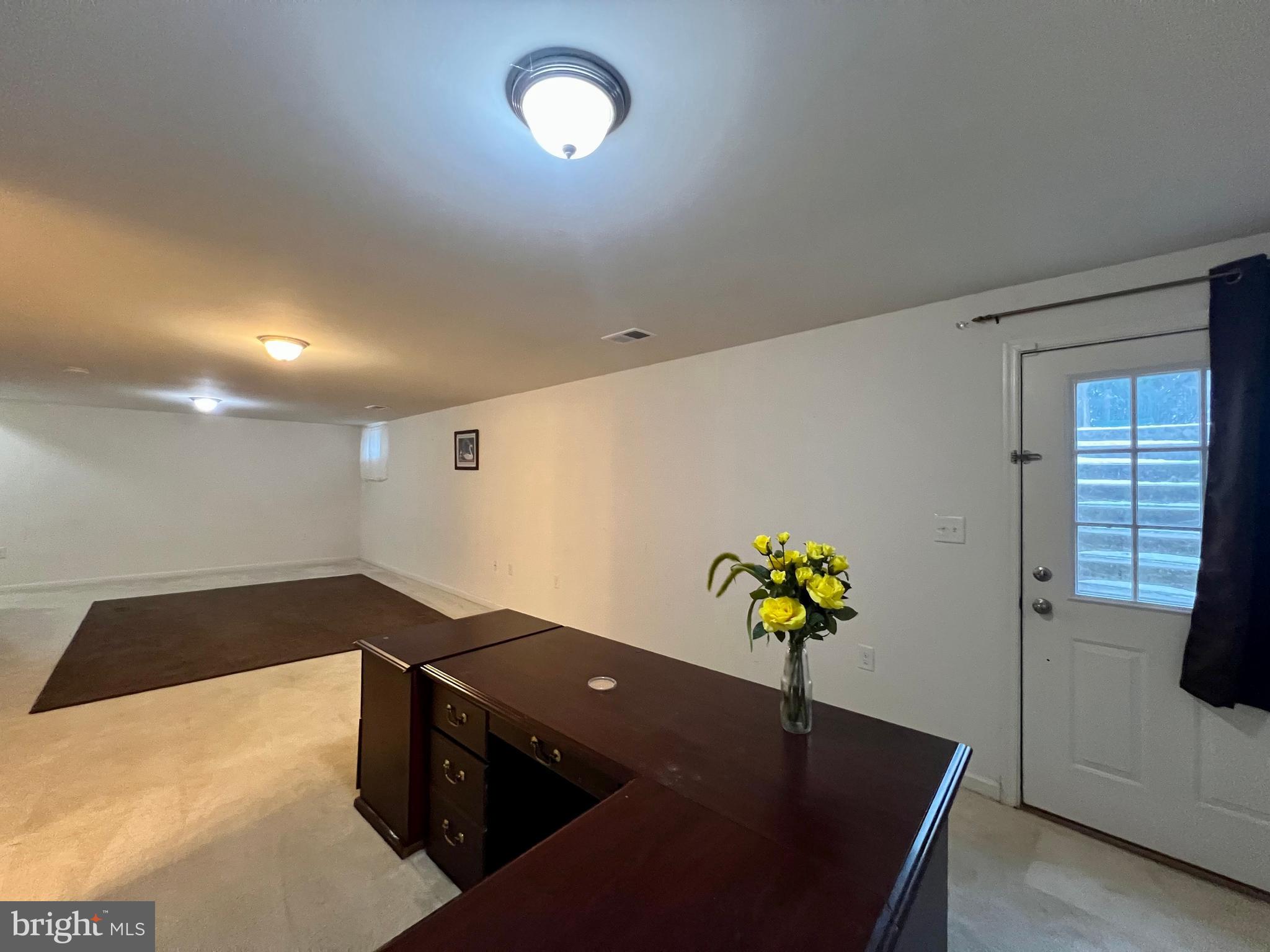 BENTWOOD ESTATES - Residential Lease