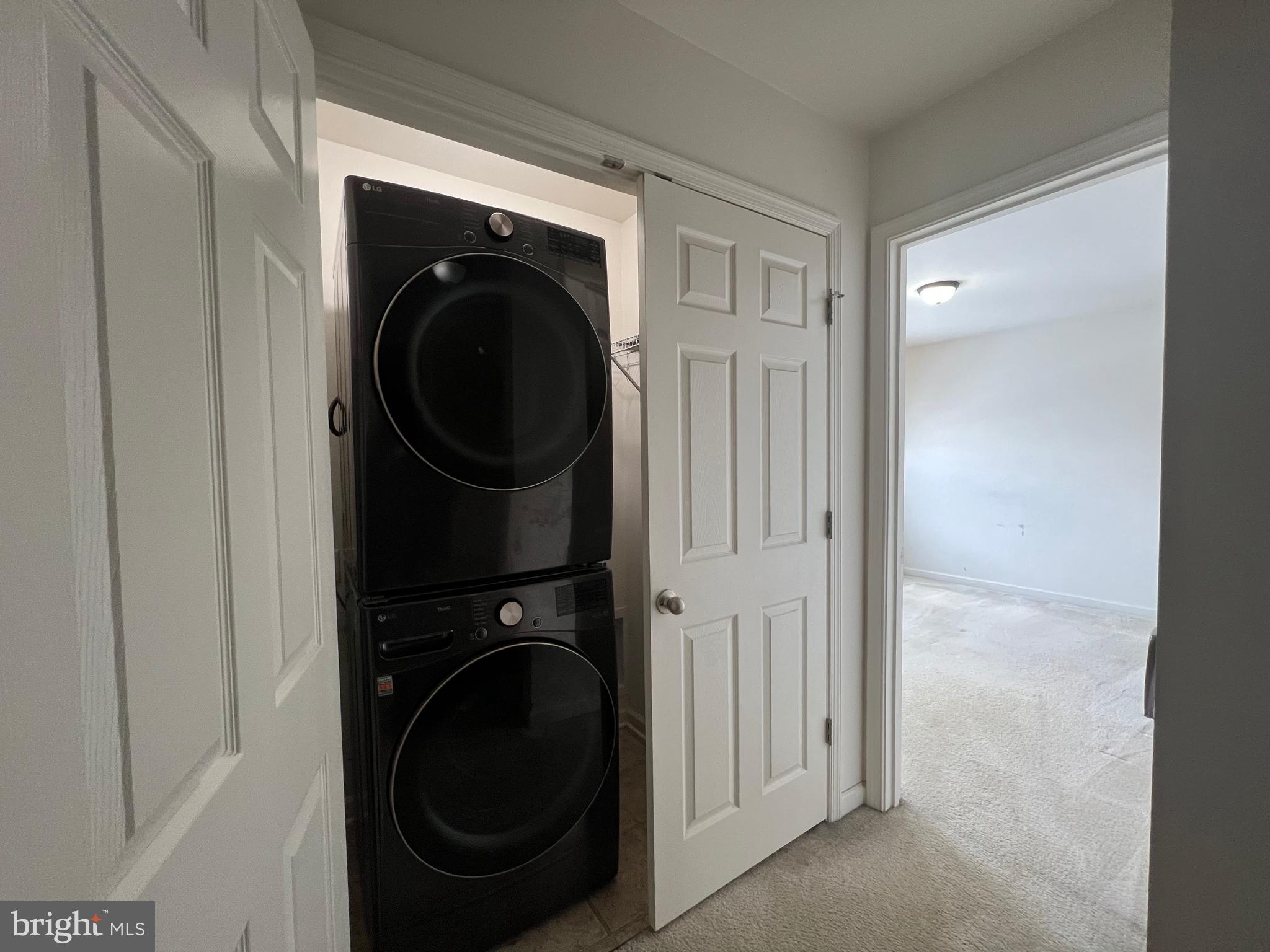 BENTWOOD ESTATES - Residential Lease