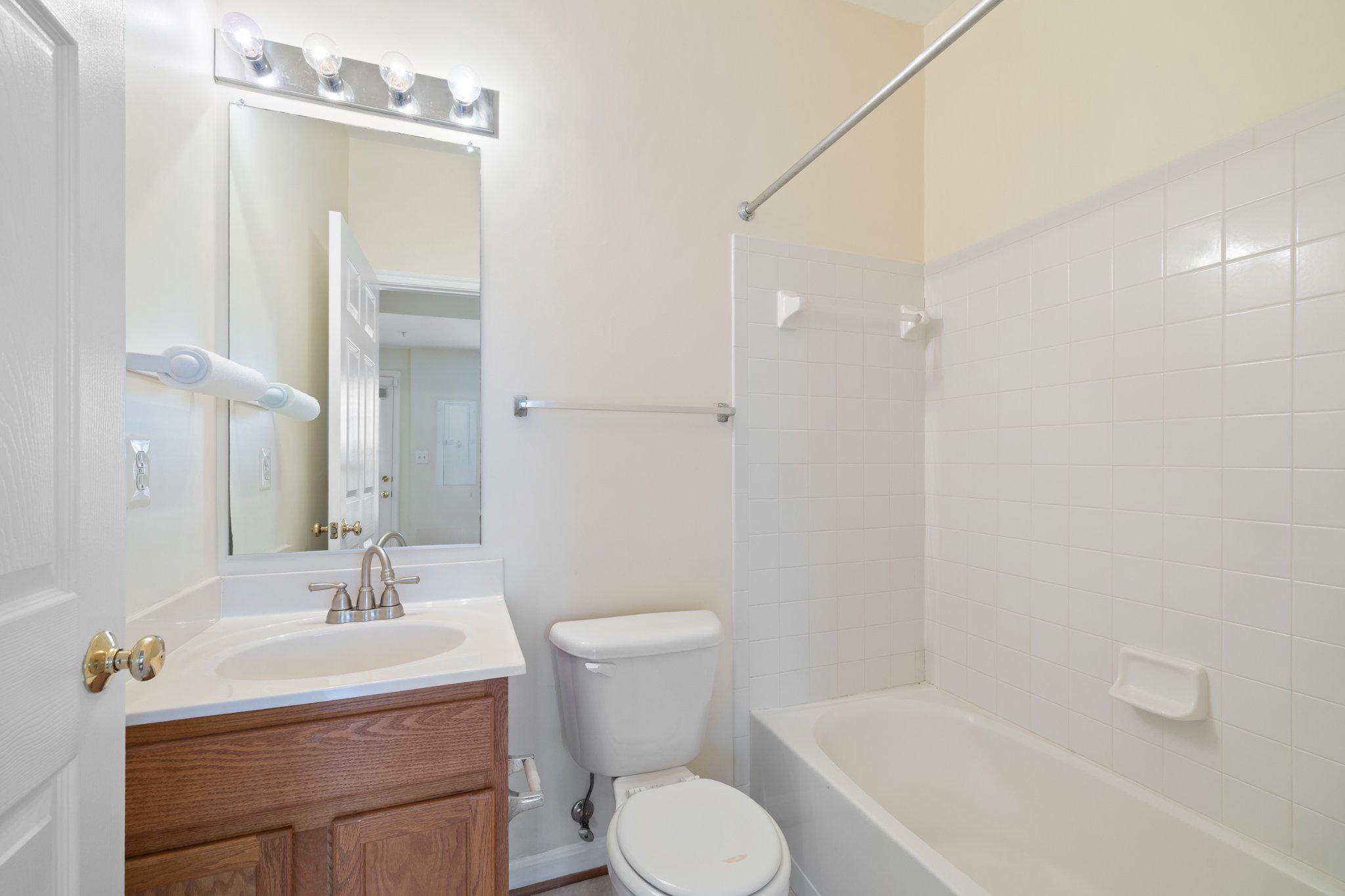 RUSSETT - Residential