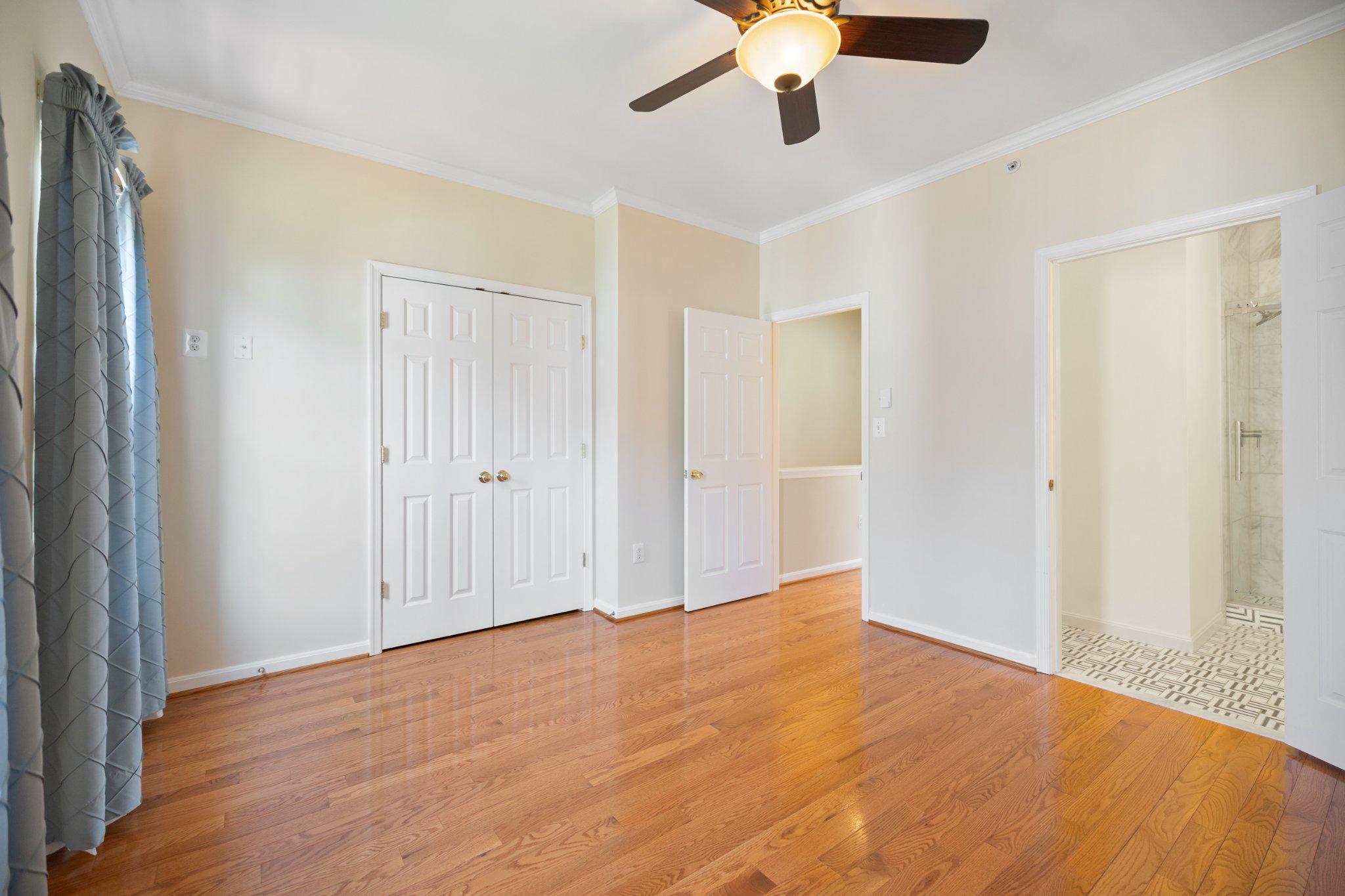 RUSSETT - Residential