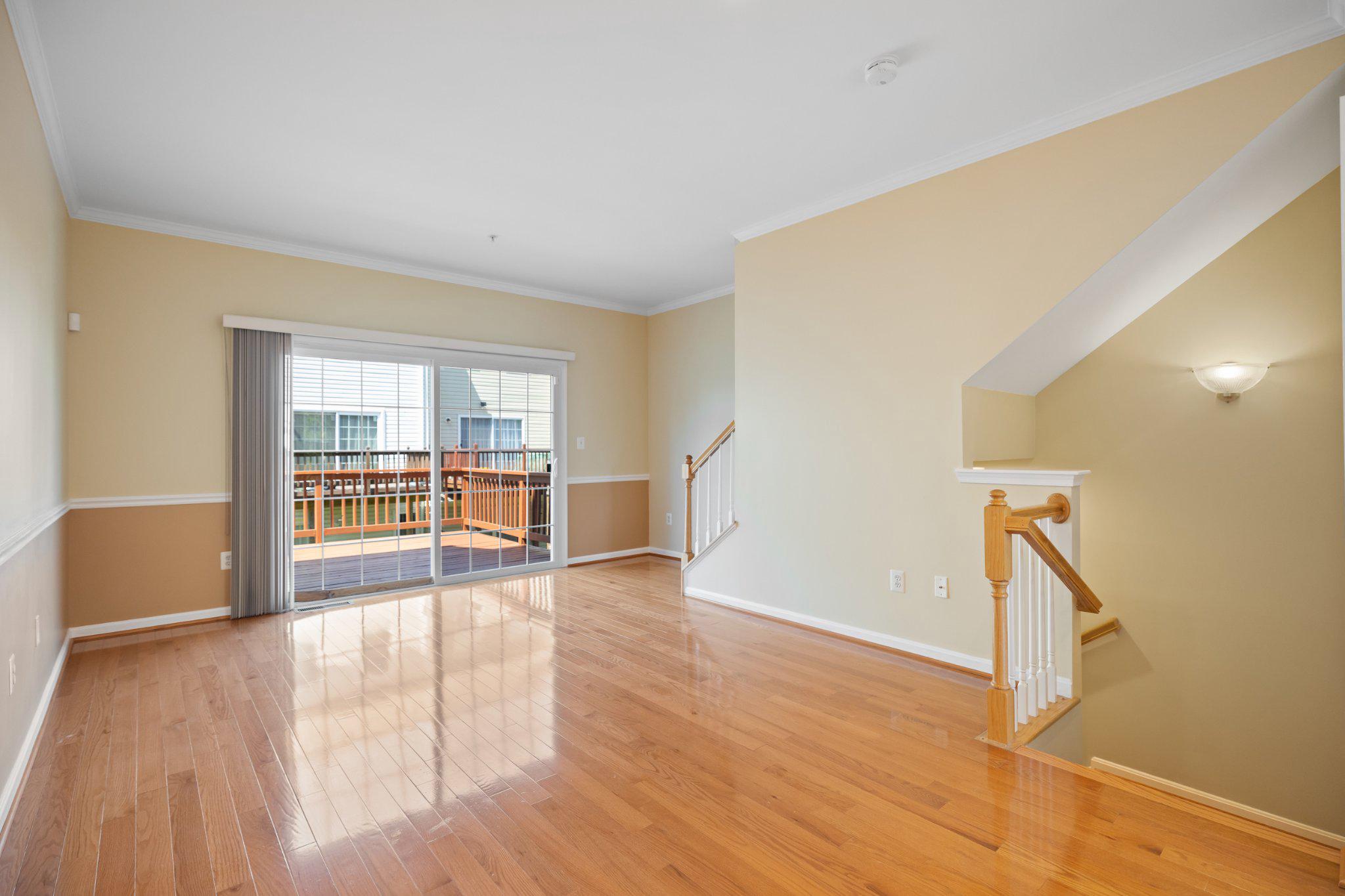 RUSSETT - Residential