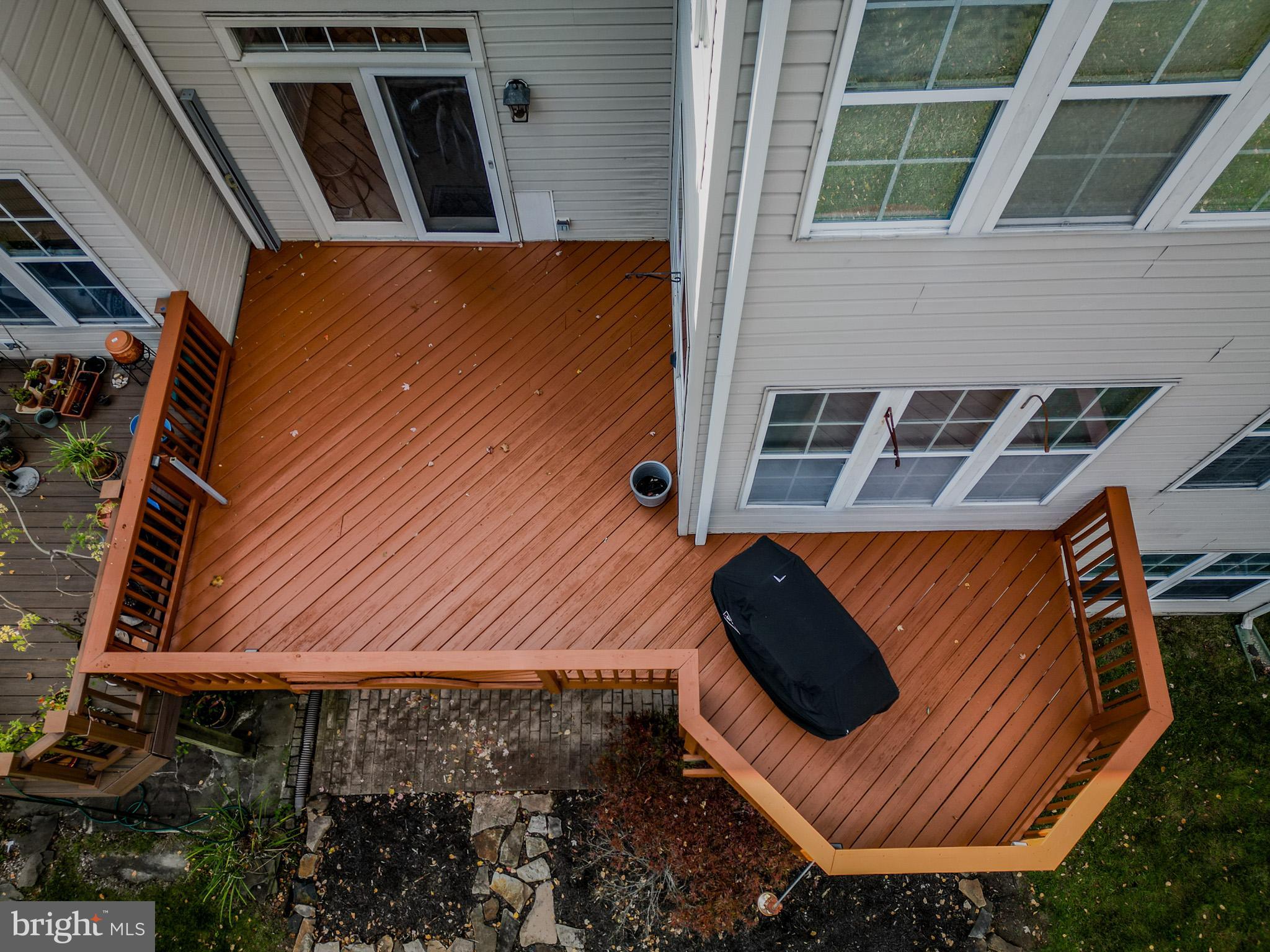 COLLEGE HILLS - Residential