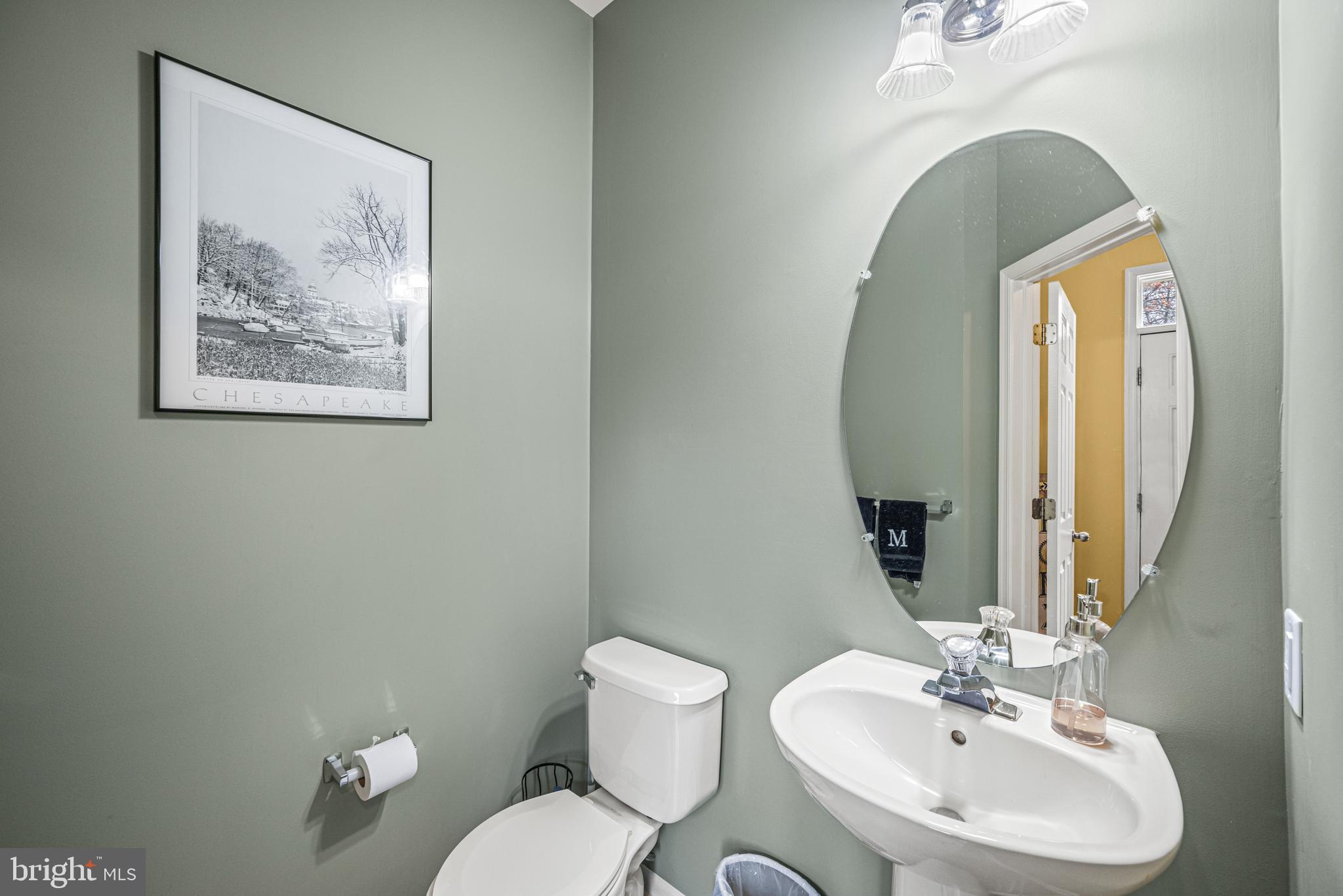 COLLEGE HILLS - Residential