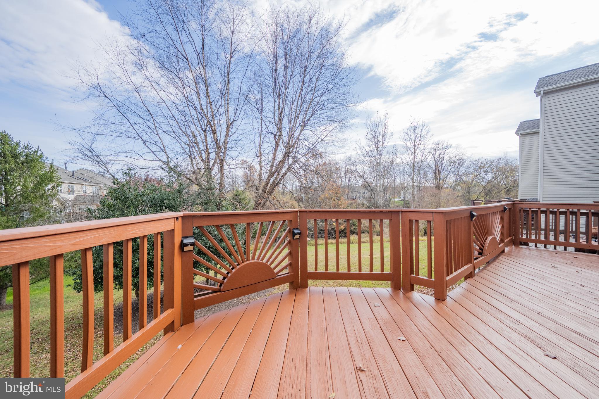 COLLEGE HILLS - Residential