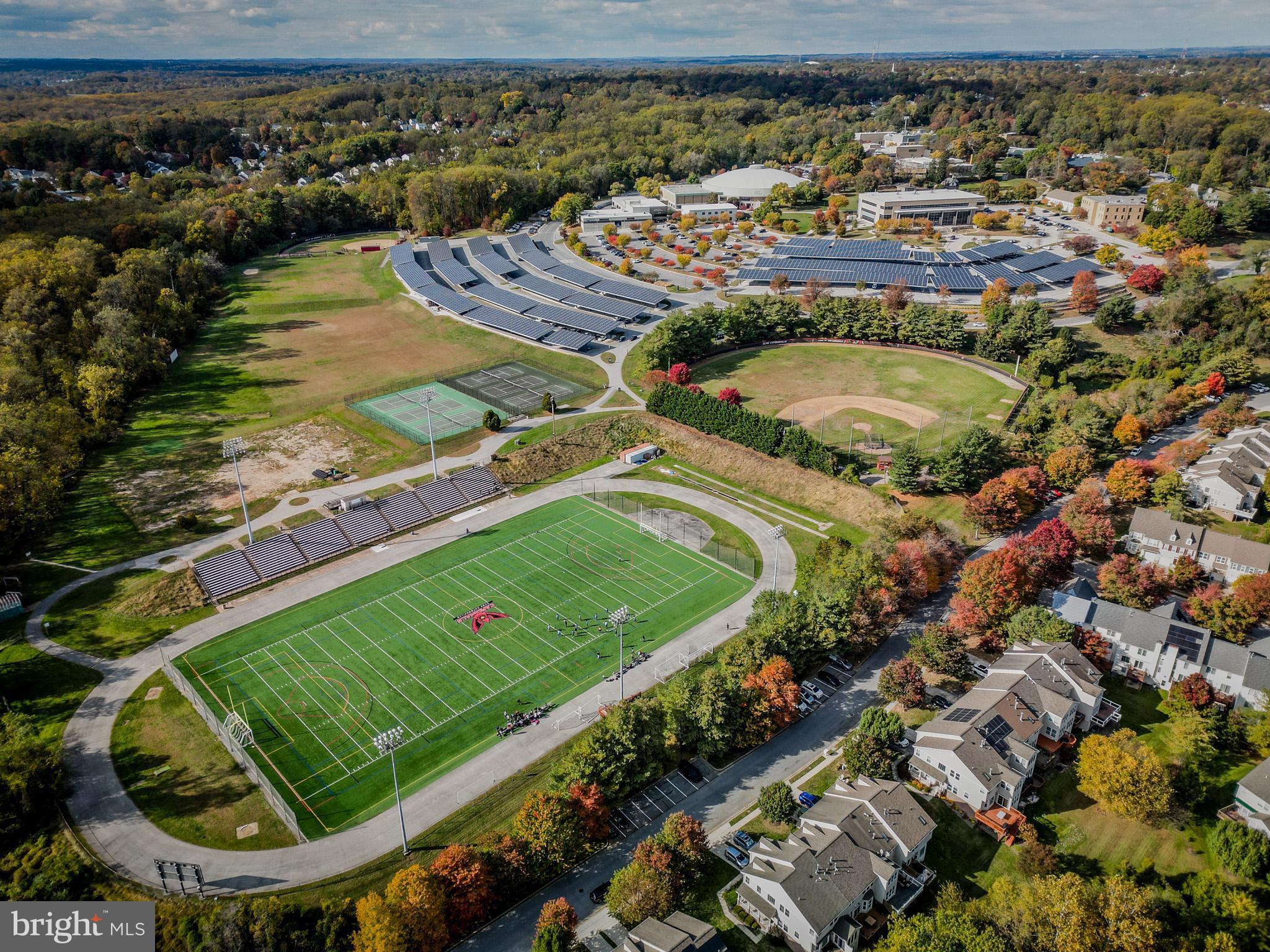 COLLEGE HILLS - Residential