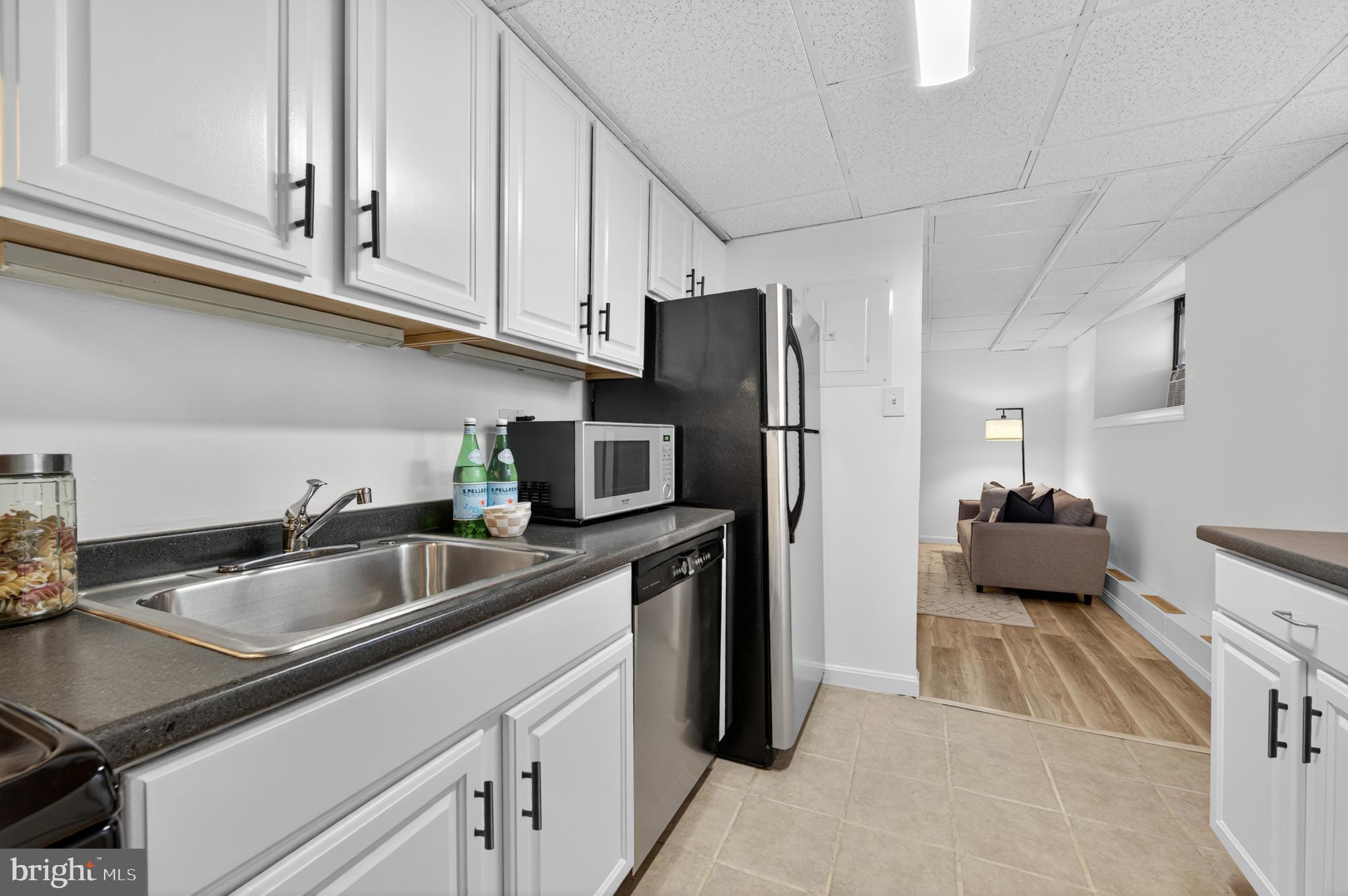 1514 17TH STREET NW B6