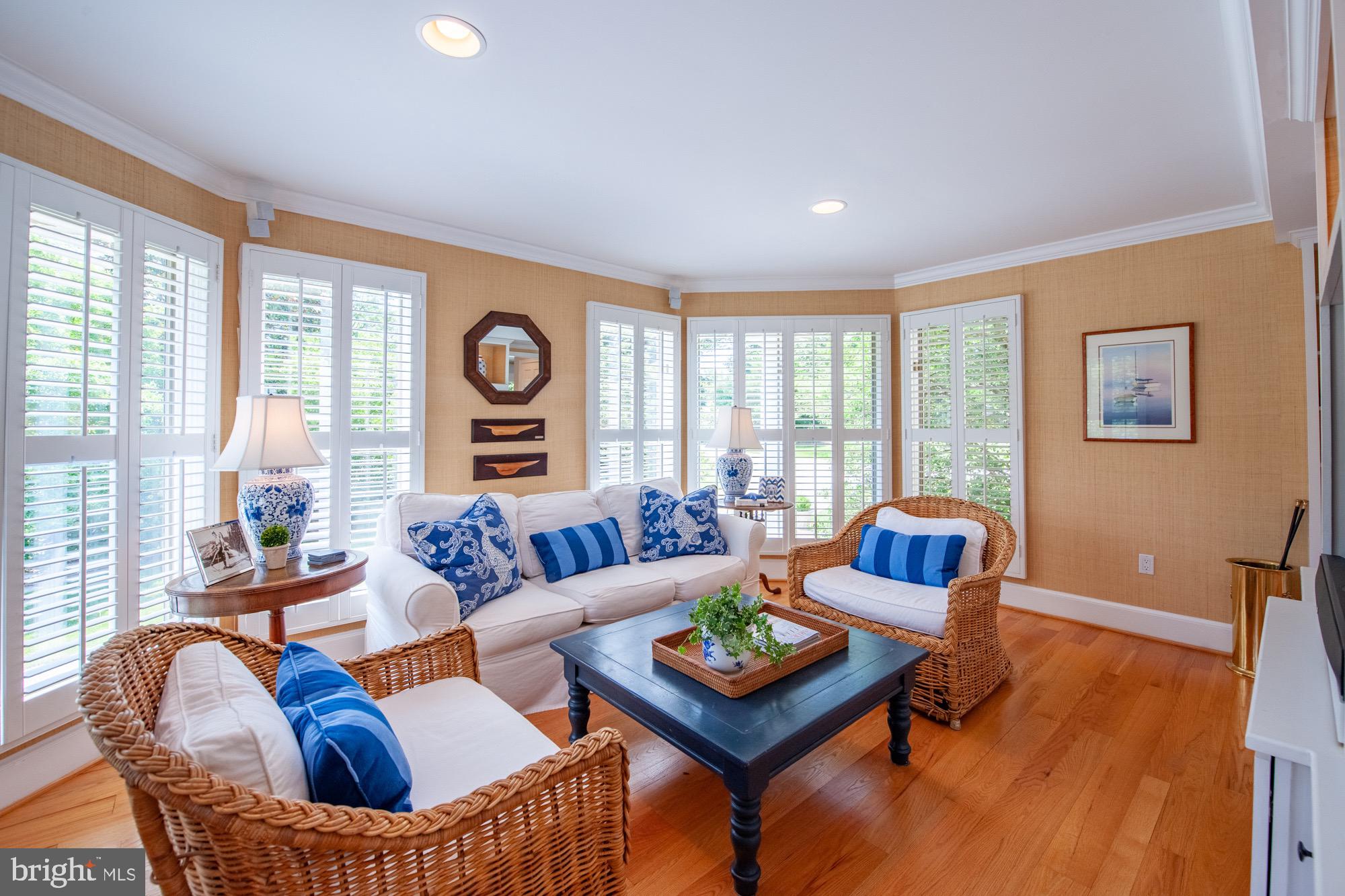 WIMBLEDON FARMS - Residential